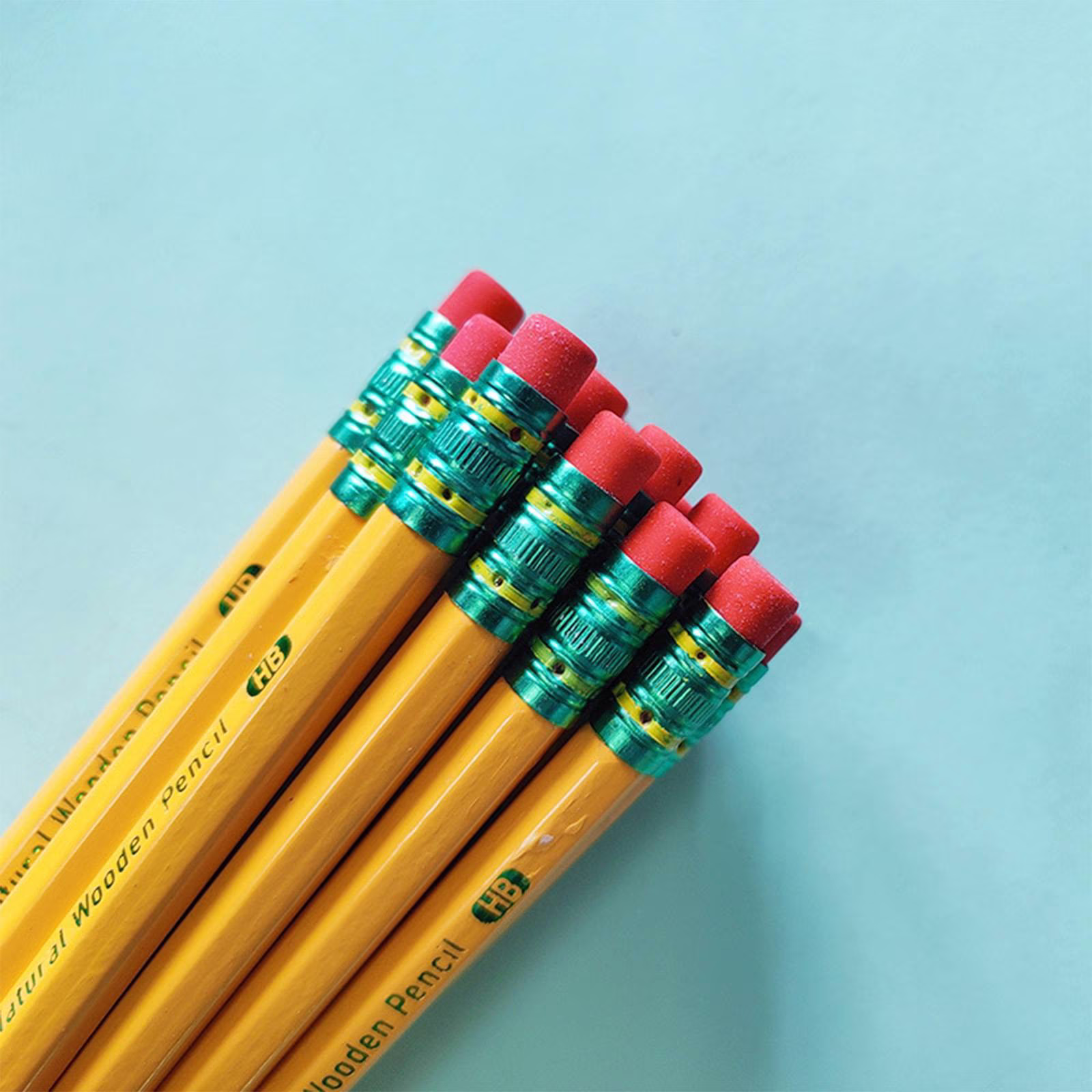 Under 4$ ! 12 Count #2 Wood Pencils, Pre-Sharpened Yellow Pencils, HB Graphite Writing Pencils, Hexagon Wooden Pencil Set