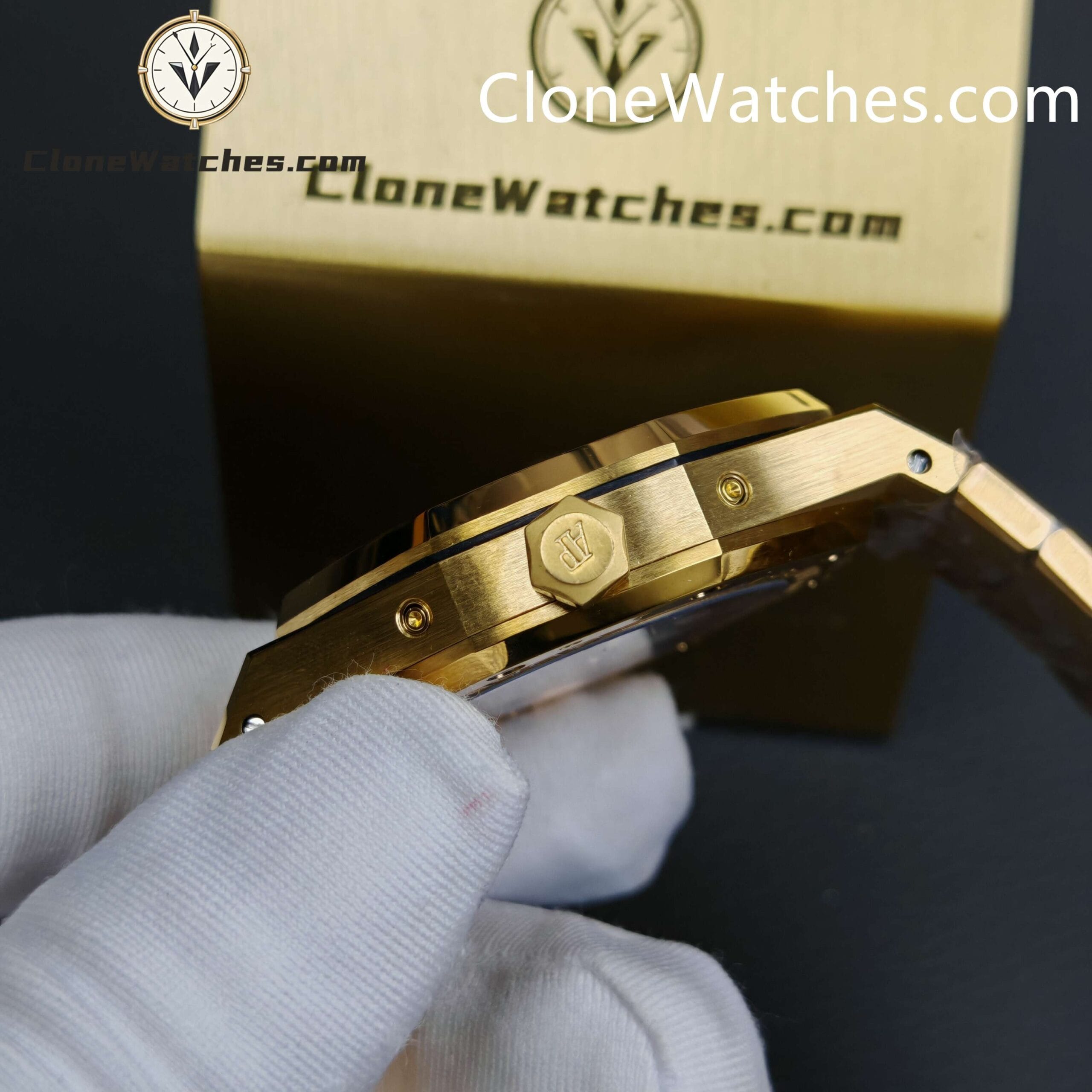 Audemars Piguet Super Clone Watches 1:1 Royal Oak Perpetual Calendar 18K Gold Plated Blue Dial 26574BA 41MM