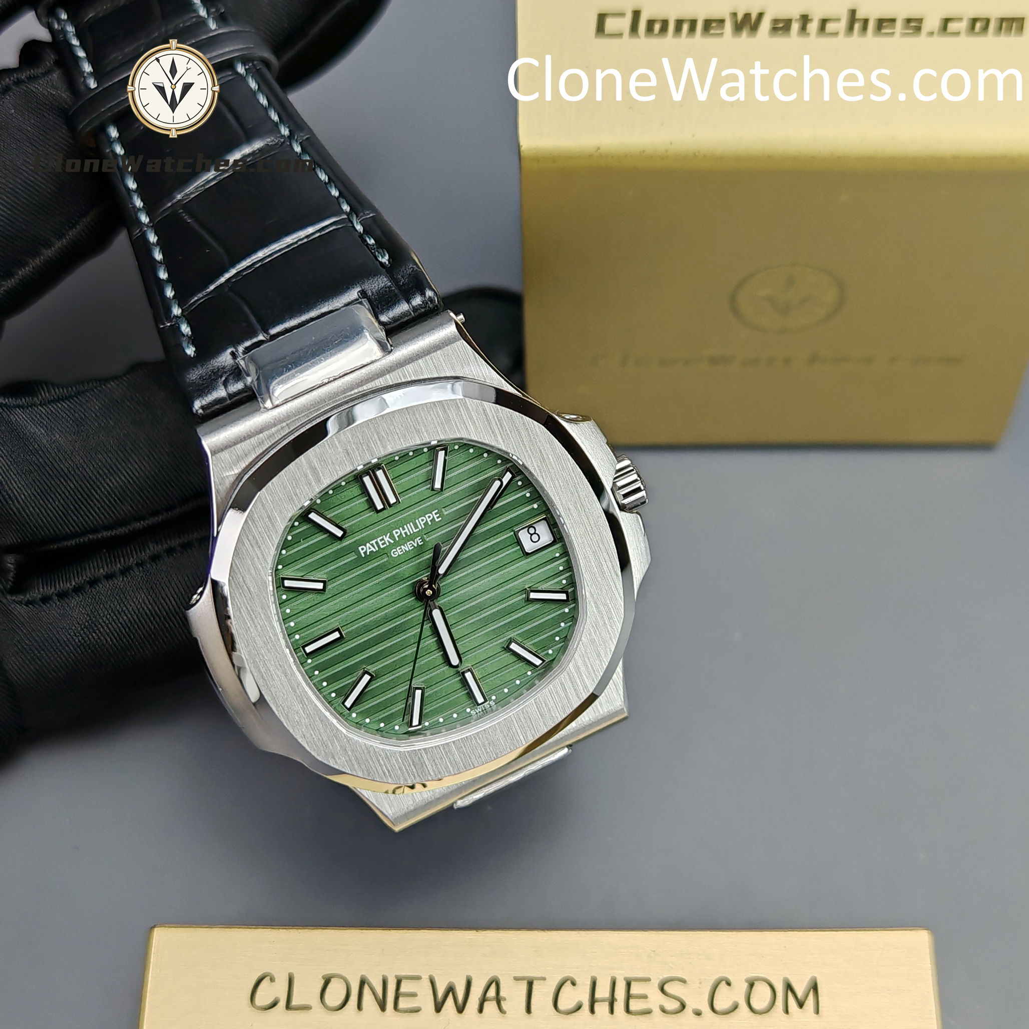 Patek Philippe Super Clone Watches 1:1 Nautilus 5711 Green Dial Black Leather Strap