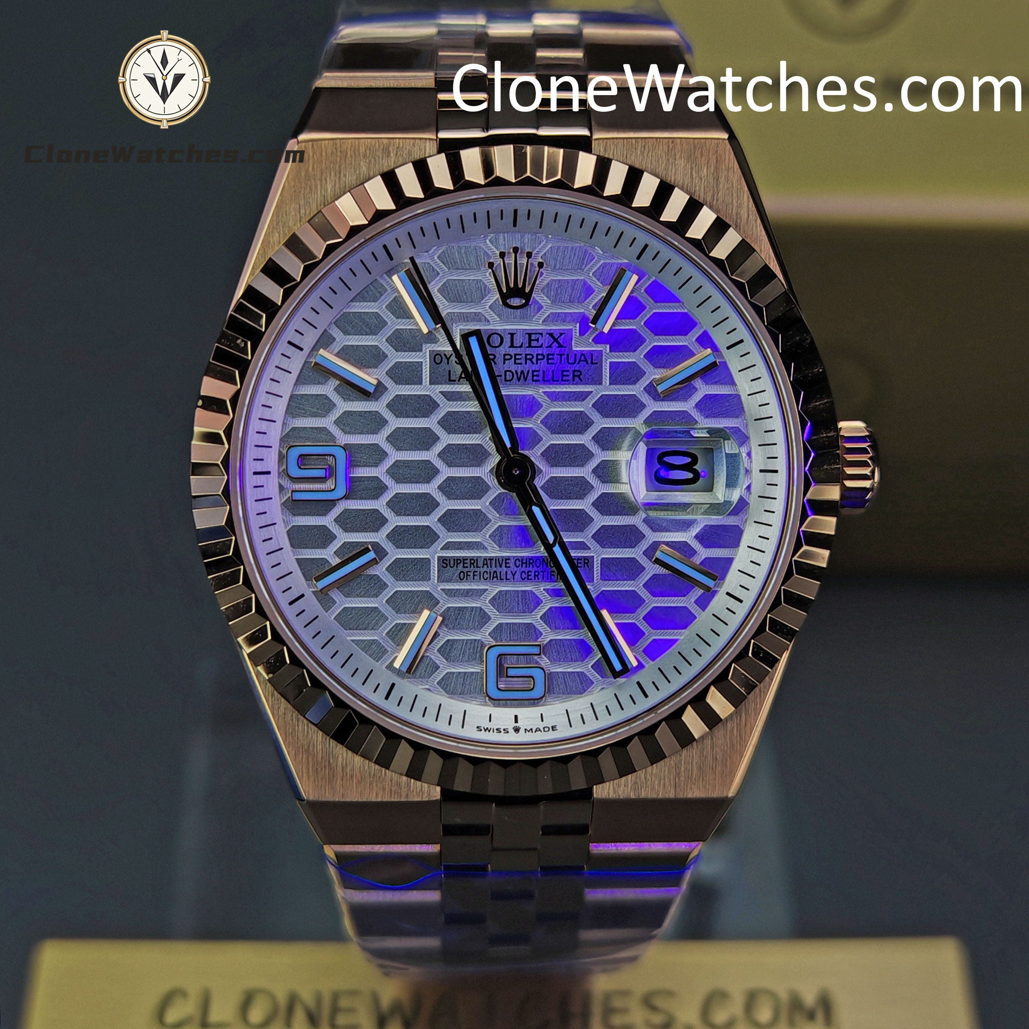 Rolex Super Clone Watches 1:1 Land-Dweller M127335-0001 White Dial Rose Gold 7135 Movement 40mm