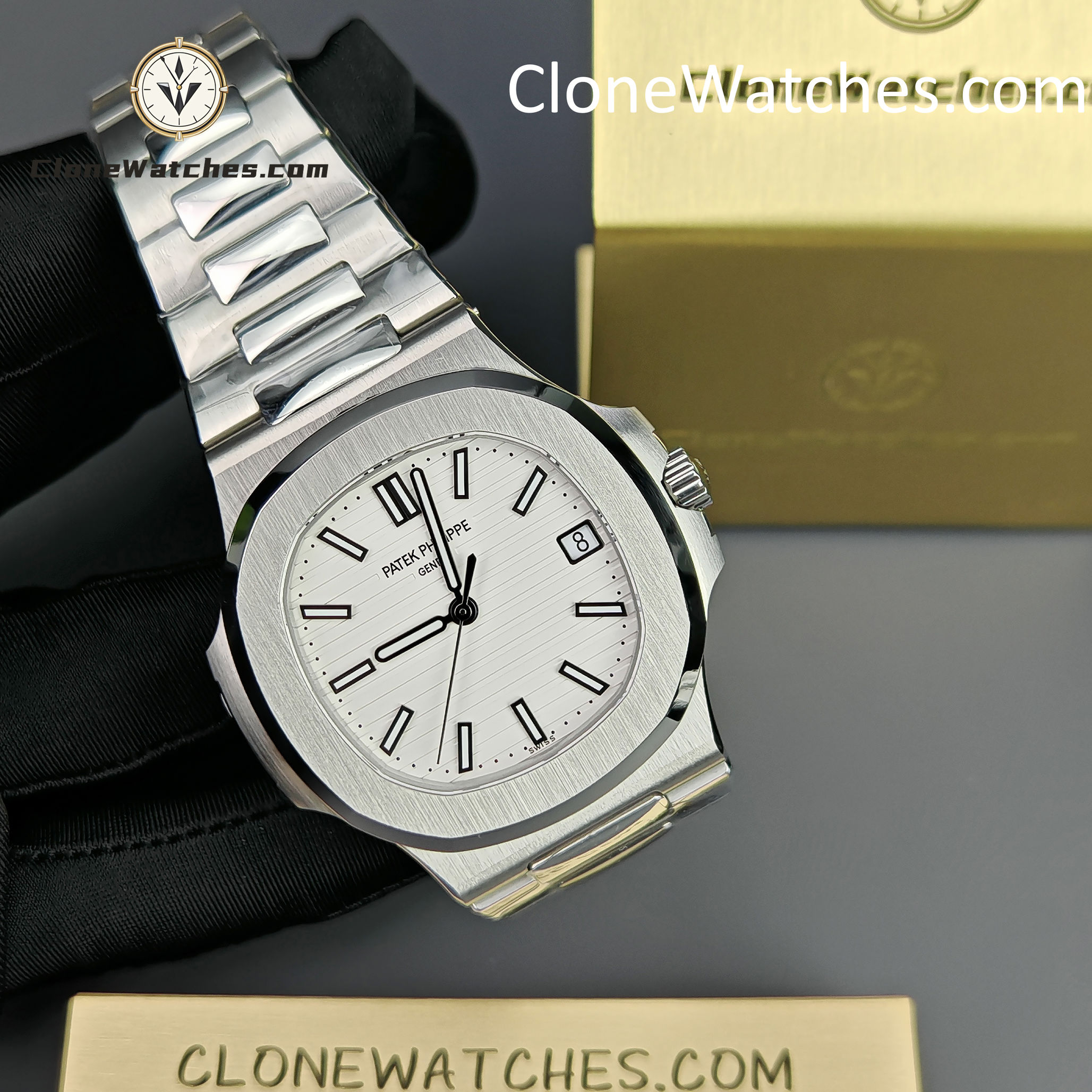 Patek Philippe Super Clone Watches 1:1 Nautilus 5711 White Dial
