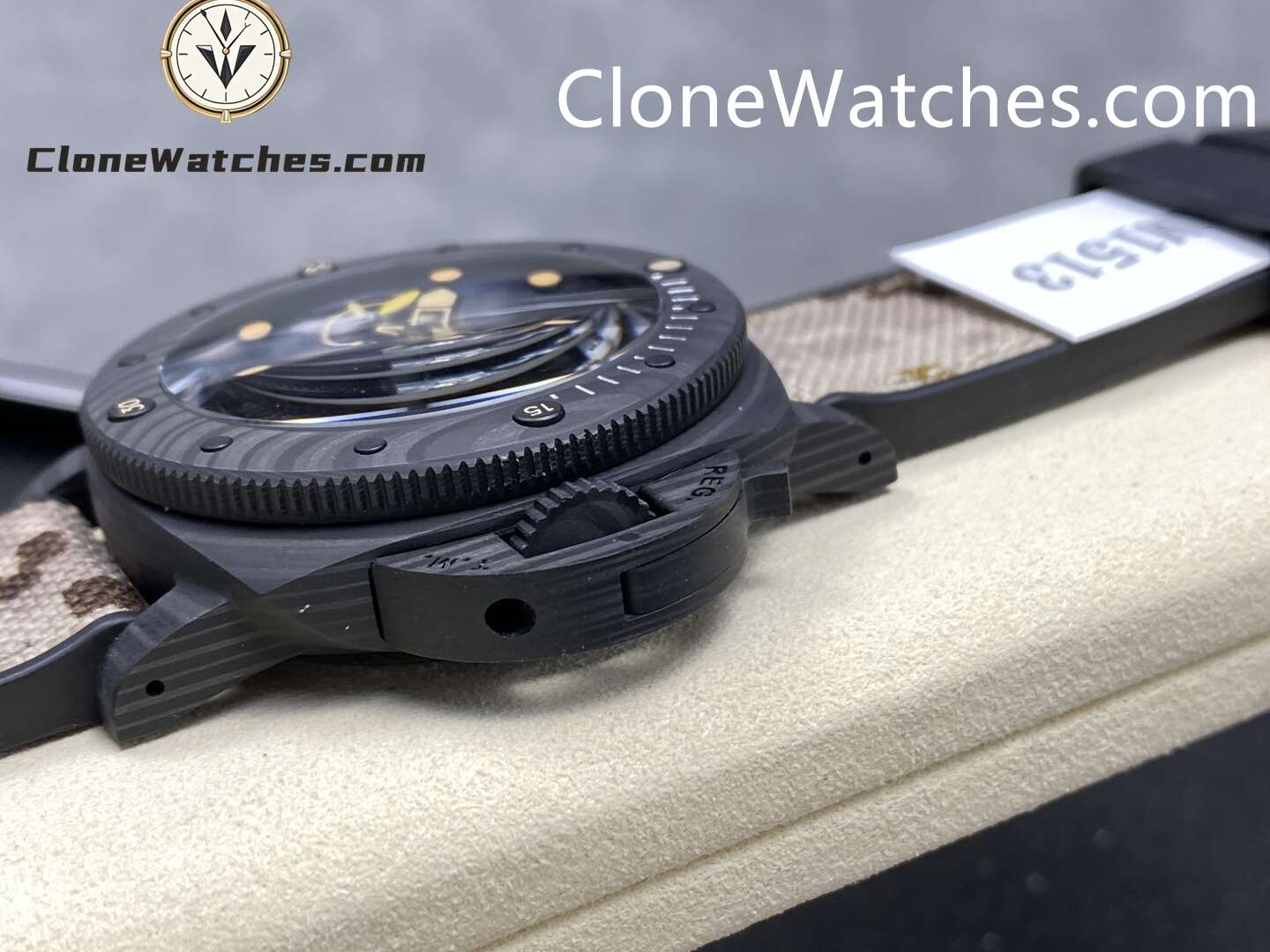 Panerai Super Clone Watches 1:1 Submersible QuarantaQuattro GMT Navy SEALs CarbotechTM 44MM PAM01513