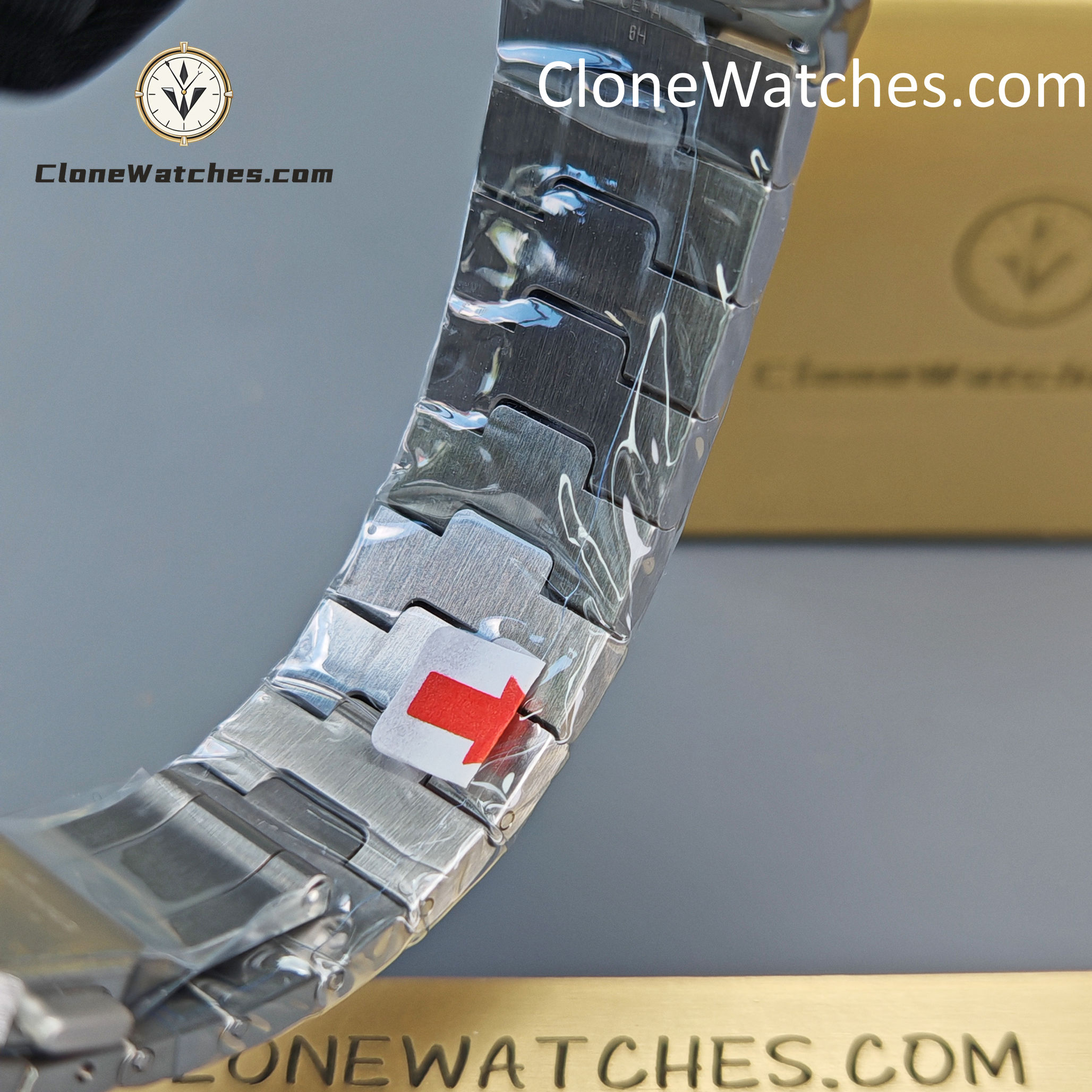 Cartier Super Clone Watches 1:1 Santos Series White Dial 18K gold plated 39.8MM W2SA0009 Steel Strap