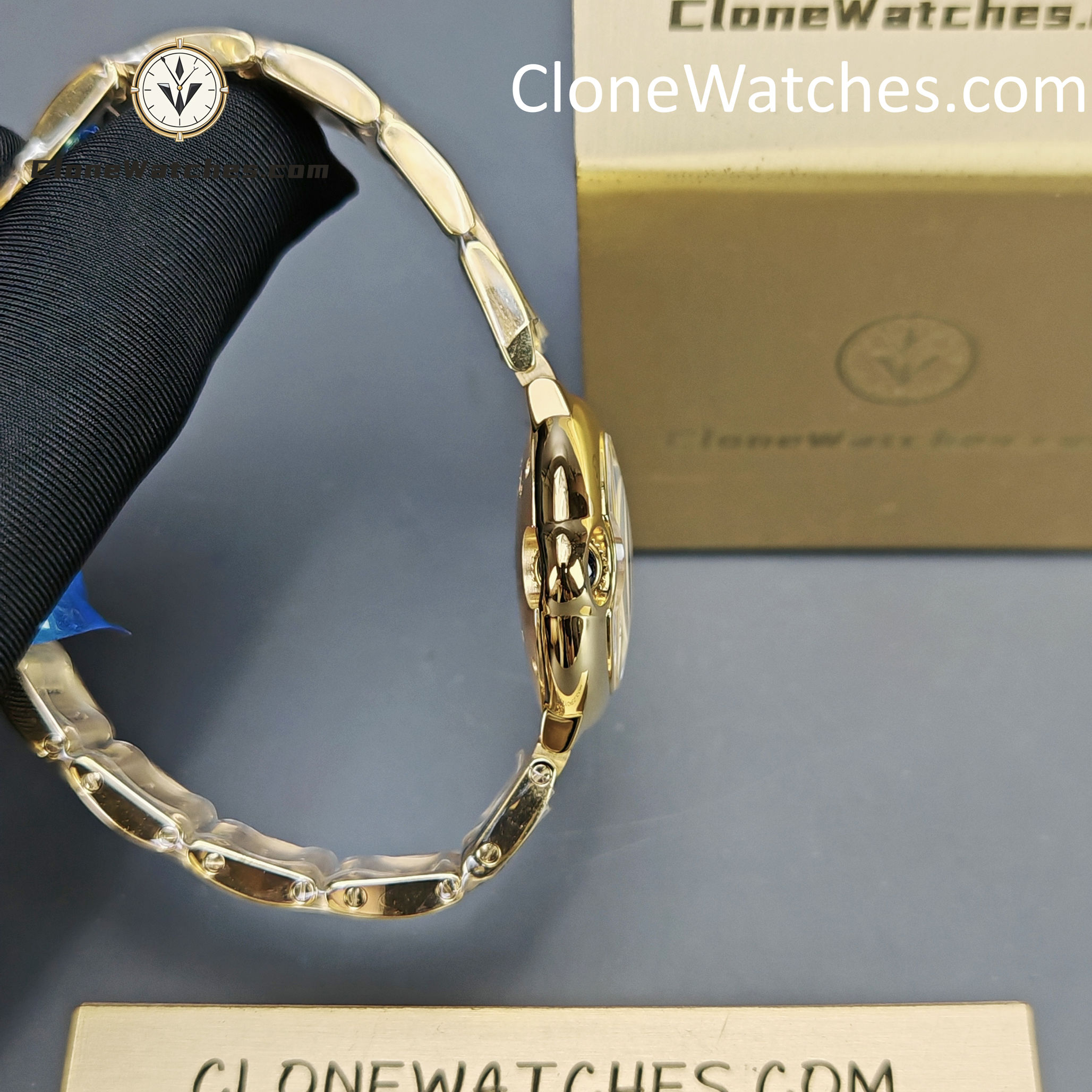 Cartier Super Clone Watches 1:1 Ballon Bleu de 18K Gold W69001Z2 Silver Dial 28mm