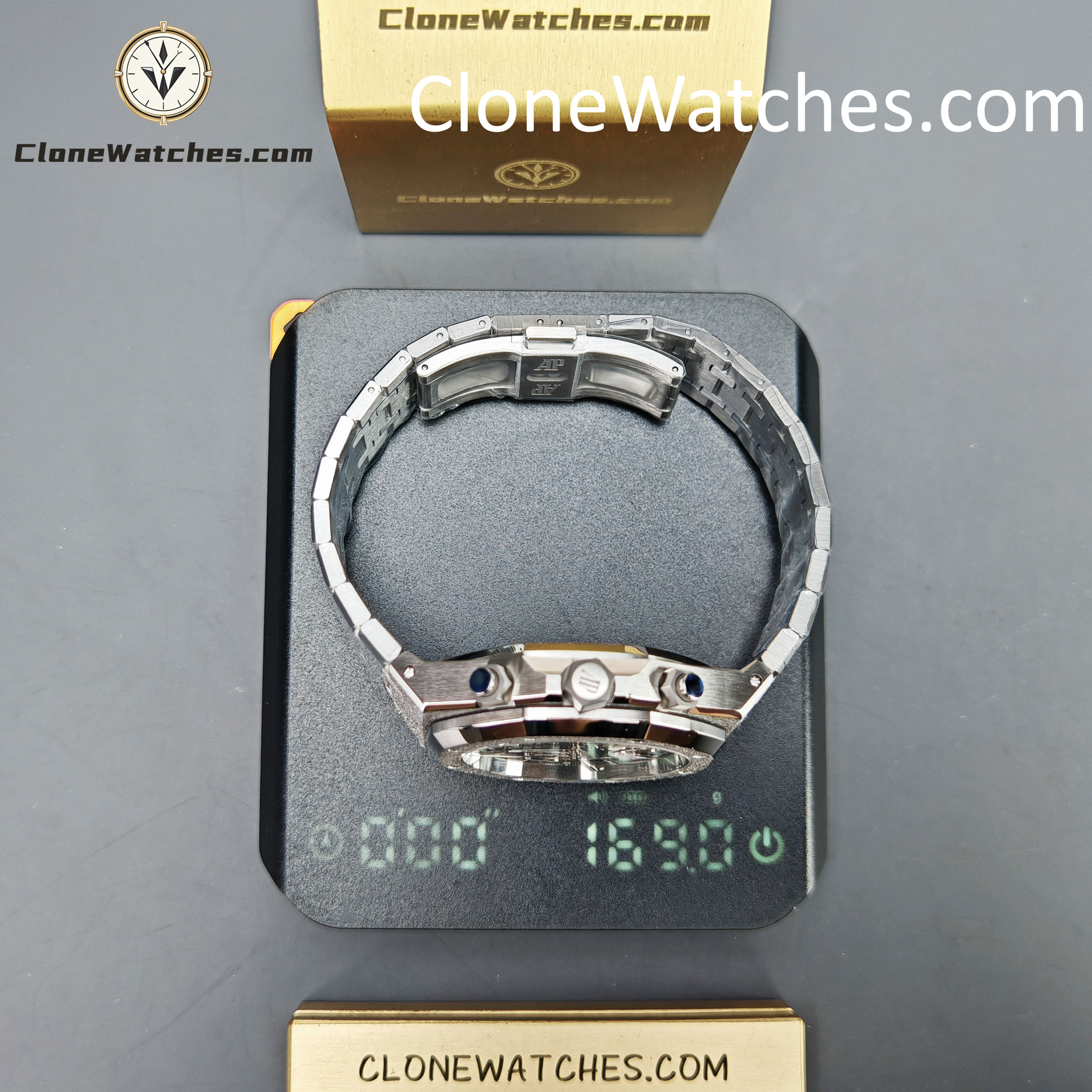 Audemars Piguet Super Clone Watches 1:1 Royal Oak Black & Silver Dial 26239BC Selfwinding Chronograph