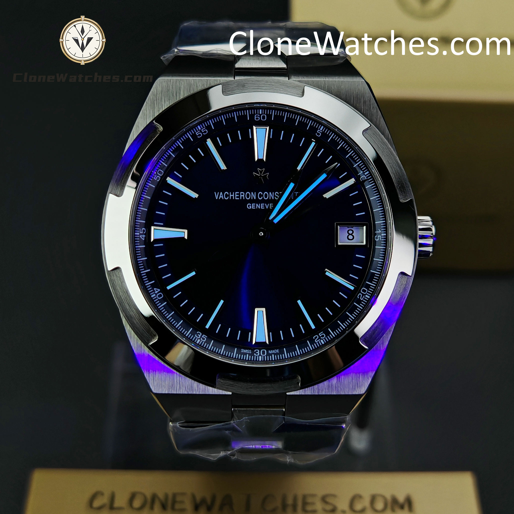 Vacheron Constantin Super Clone Watches 1:1 Overseas 4500V/210A-B128 Blue Dial