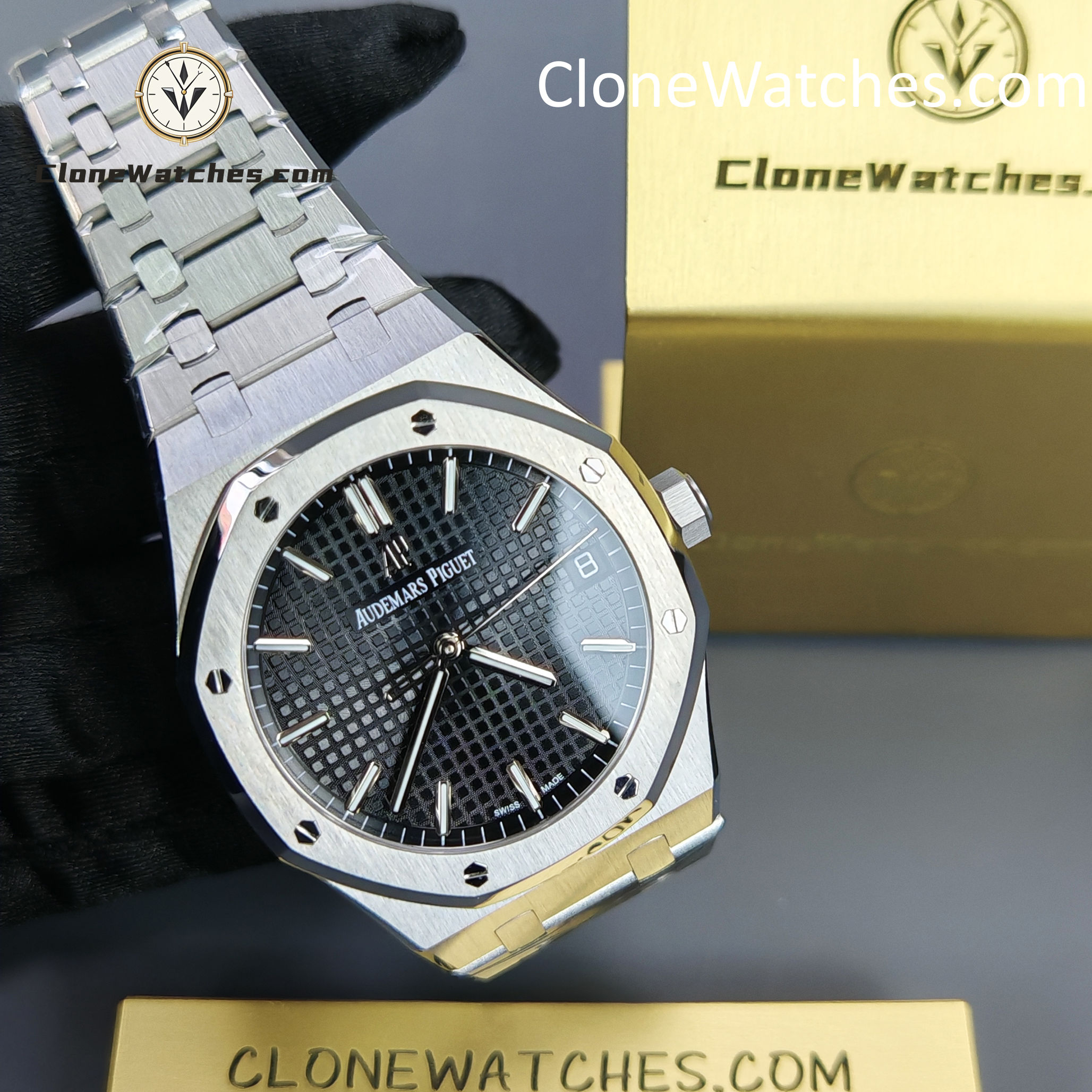 Audemars Piguet Super Clone Watches 1:1 Royal Oak 15500 Black Dial