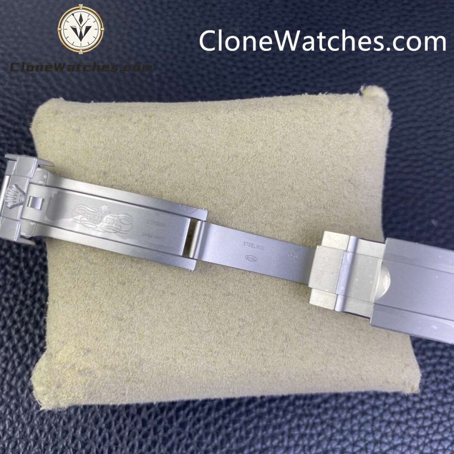 Modified Super Clone Watches 1:1 DiW Rolex Submariner FUCHSIA 3235 Movement