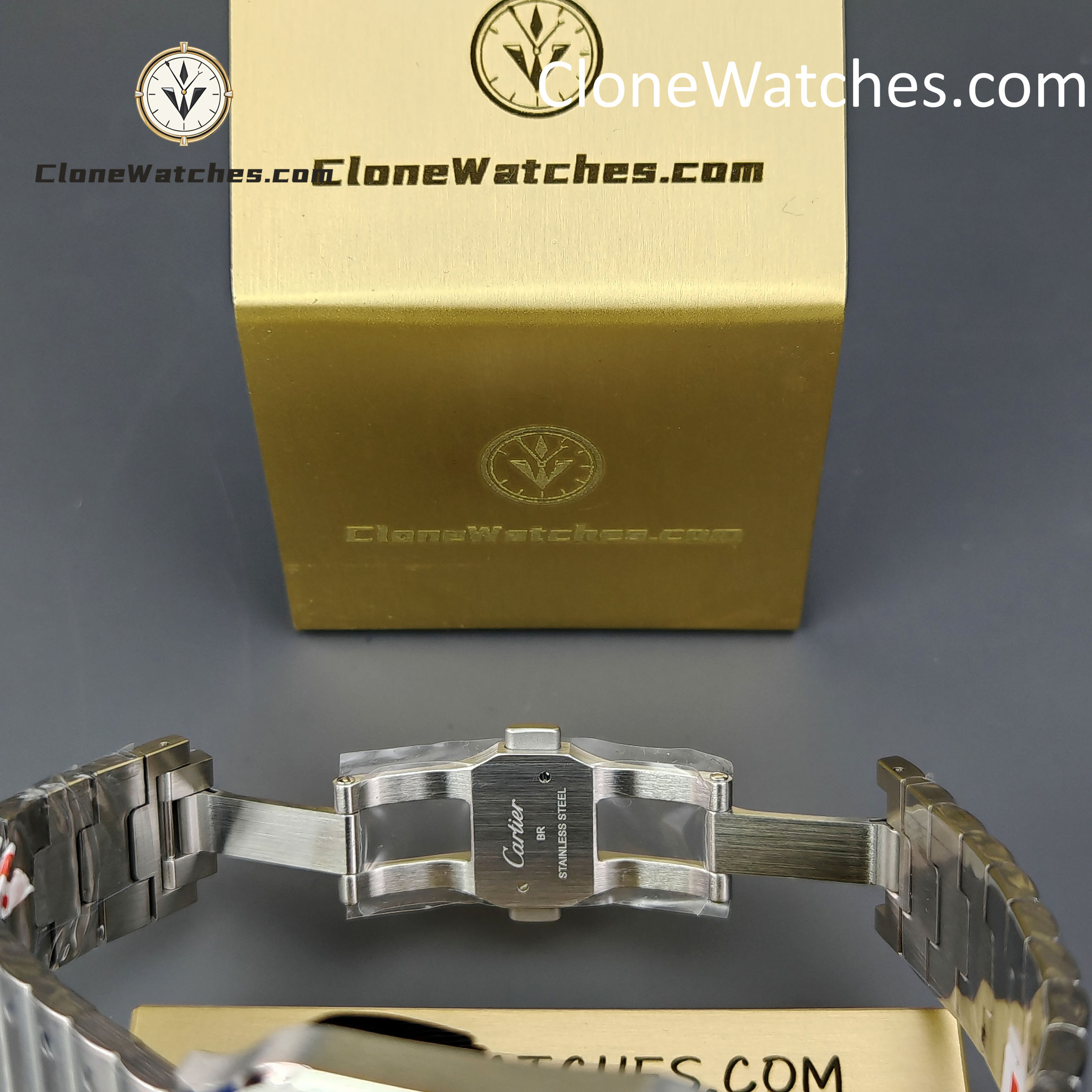 Cartier Super Clone Watches 1:1 Santos Series Gray Dial 39.8MM WSSA0037 Steel Strap
