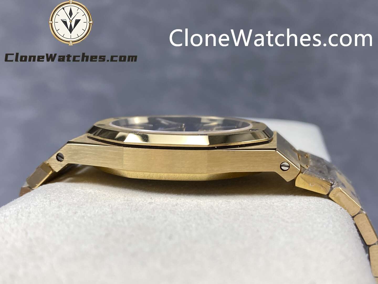 Audemars Piguet Super Clone Watches 1:1 Royal Oak 18K Gold 15202BA 39MM