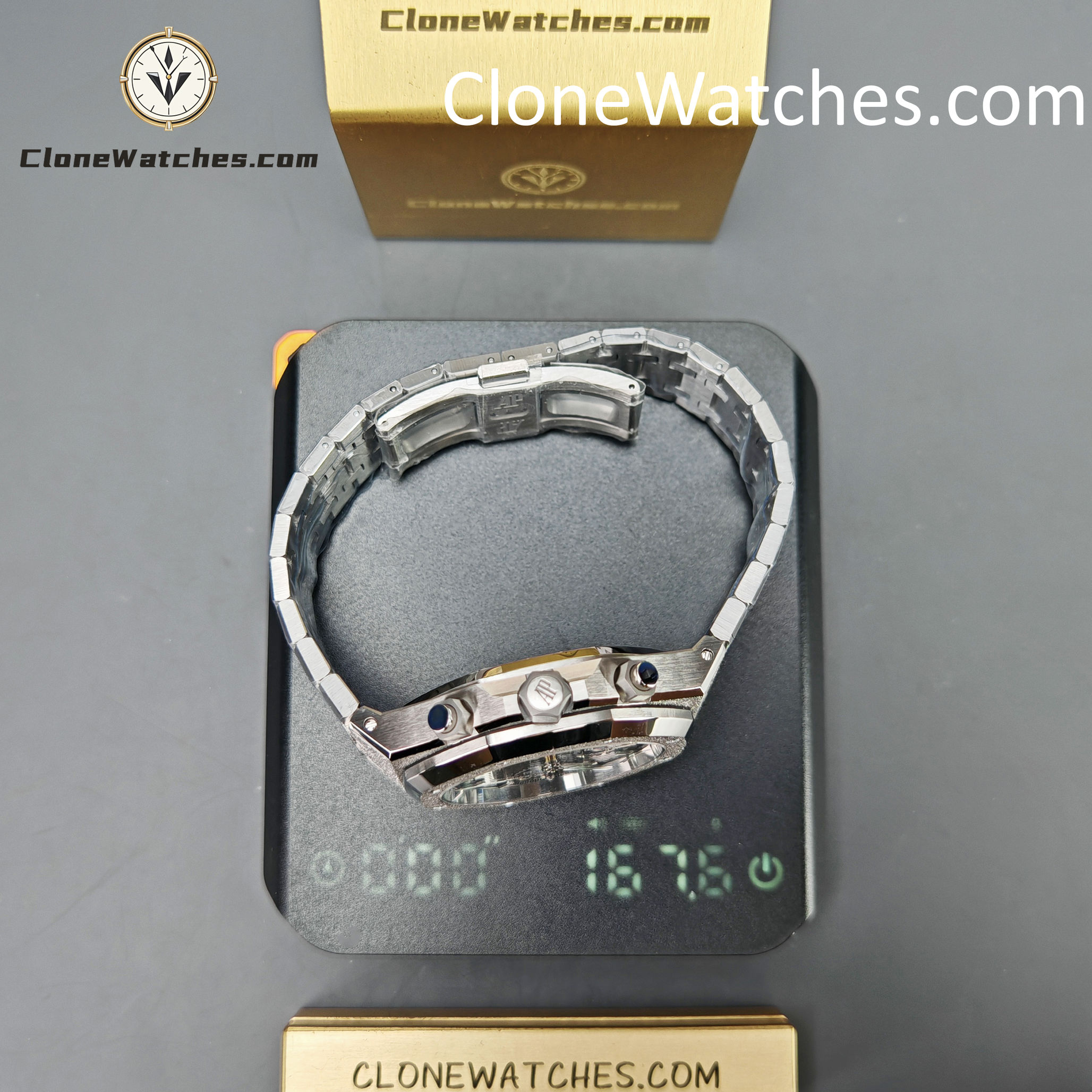 Audemars Piguet Super Clone Watches 1:1 Royal Oak Grey & Black Dial 26240BC Selfwinding Chronograph