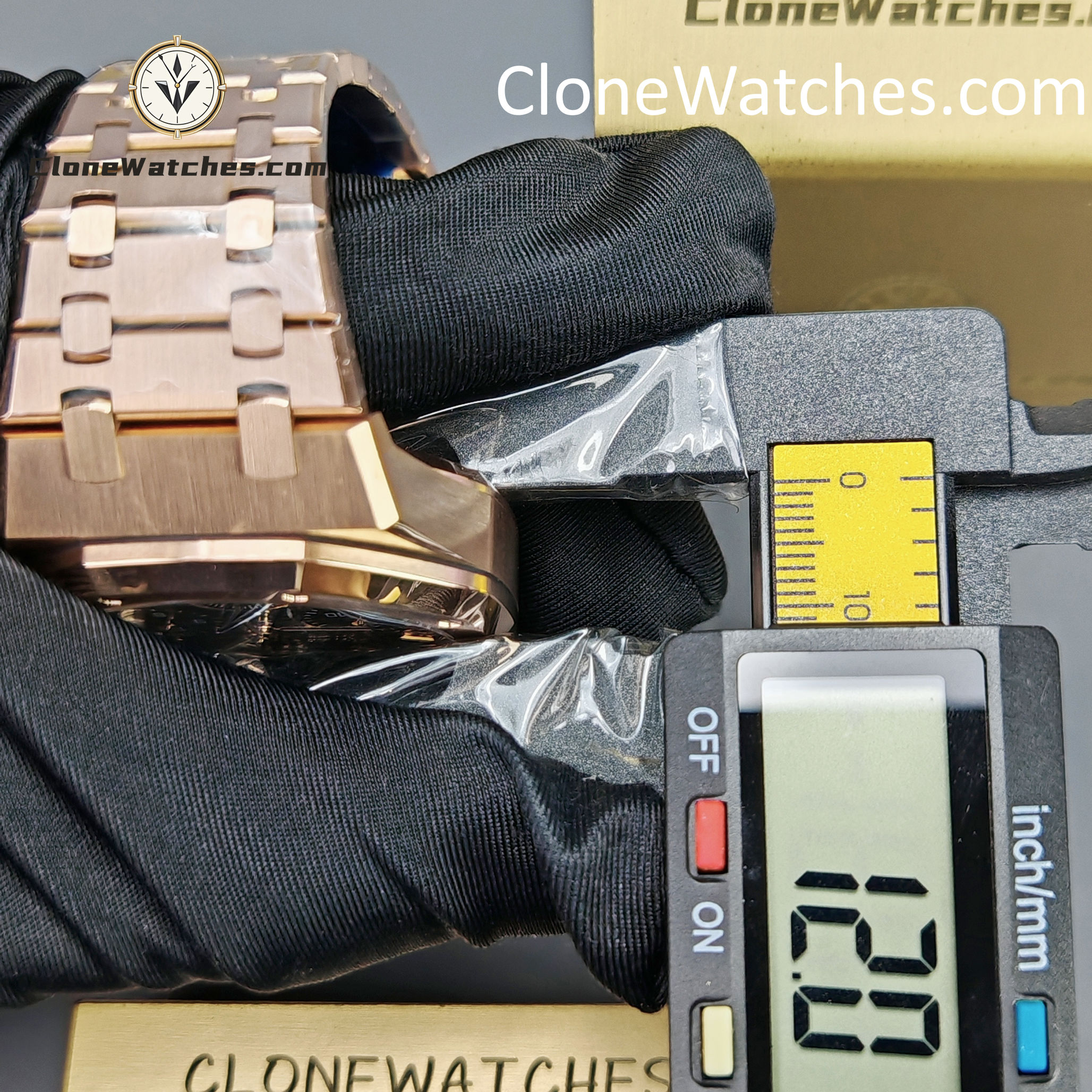 Audemars Piguet Super Clone Watches 1:1 Royal Oak Rose Gold 26240 Black Dial
