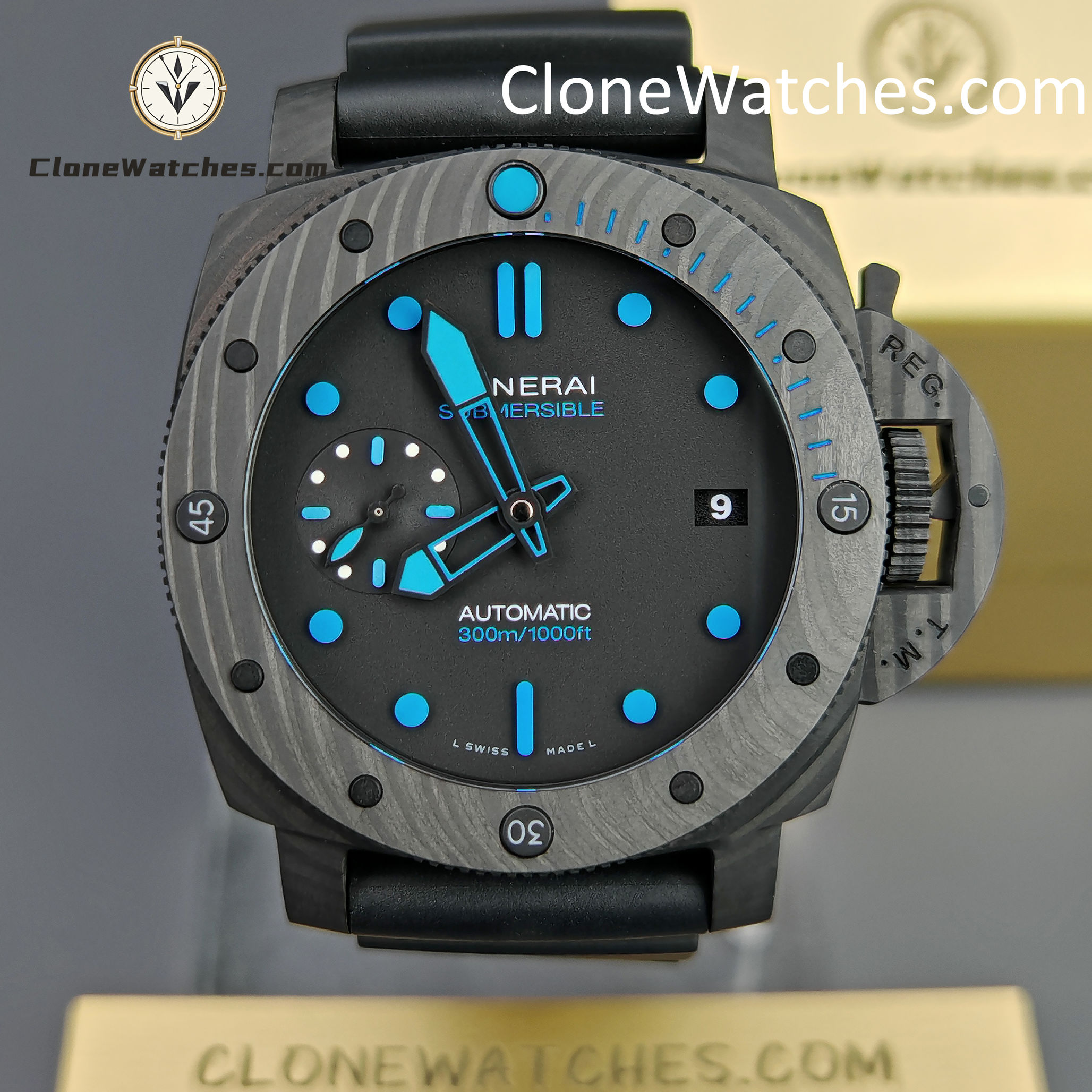 Panerai Super Clone Watches 1:1 Submersible Carbontech PAM 00960