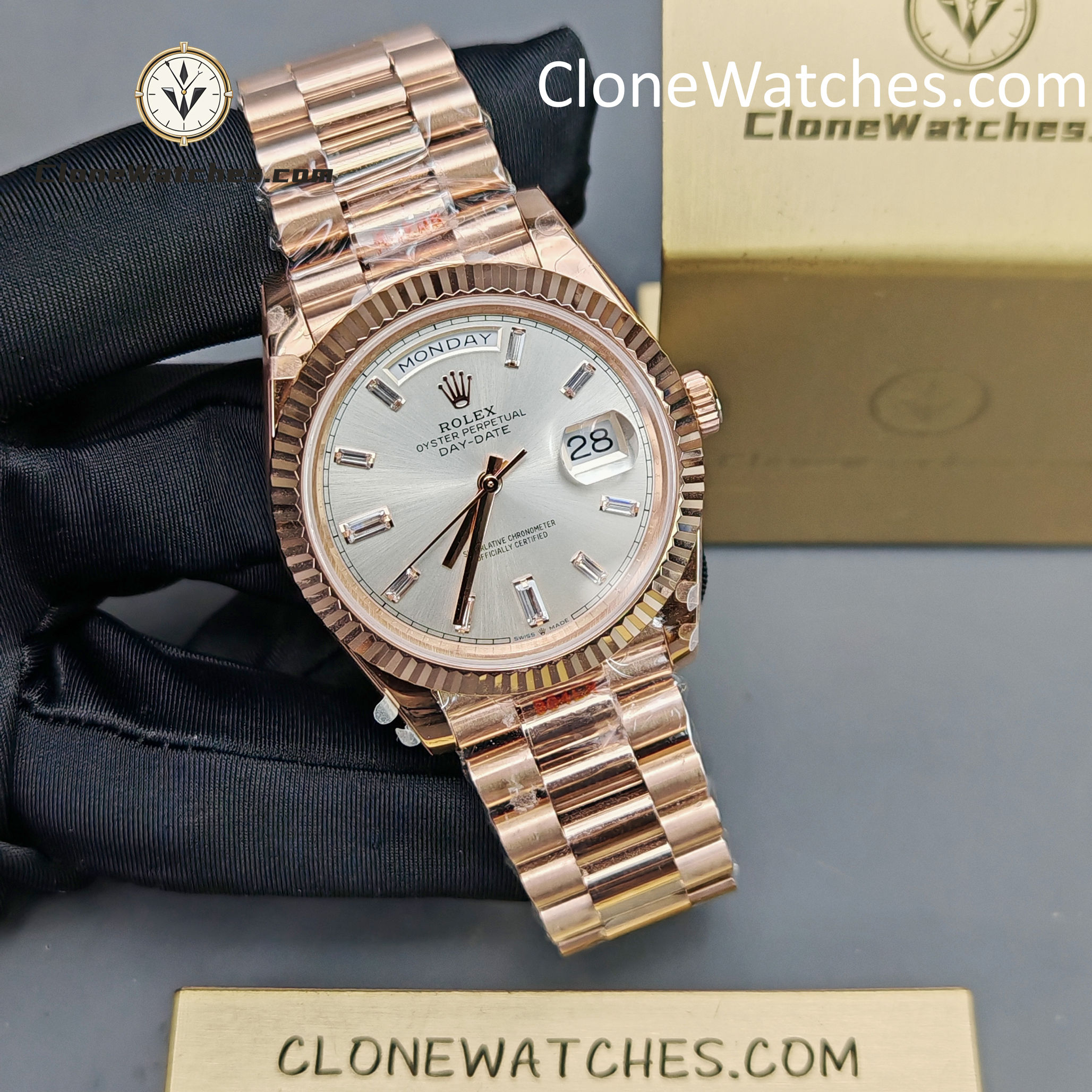 Rolex Super Clone Watches 1:1 Day Date Rose Gold Silver Dial 40mm m228235-0004 3255 Movement