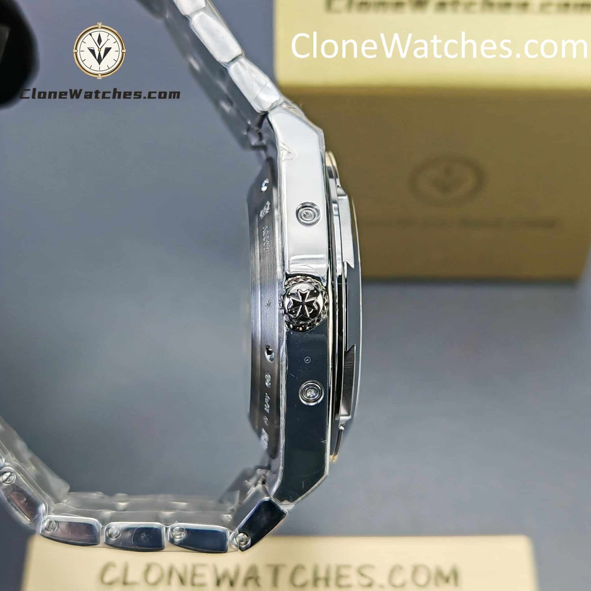 Vacheron Constantin Super Clone Watches 1:1 Overseas perpetual calendar 4300V/220G-B945 Blue Dial