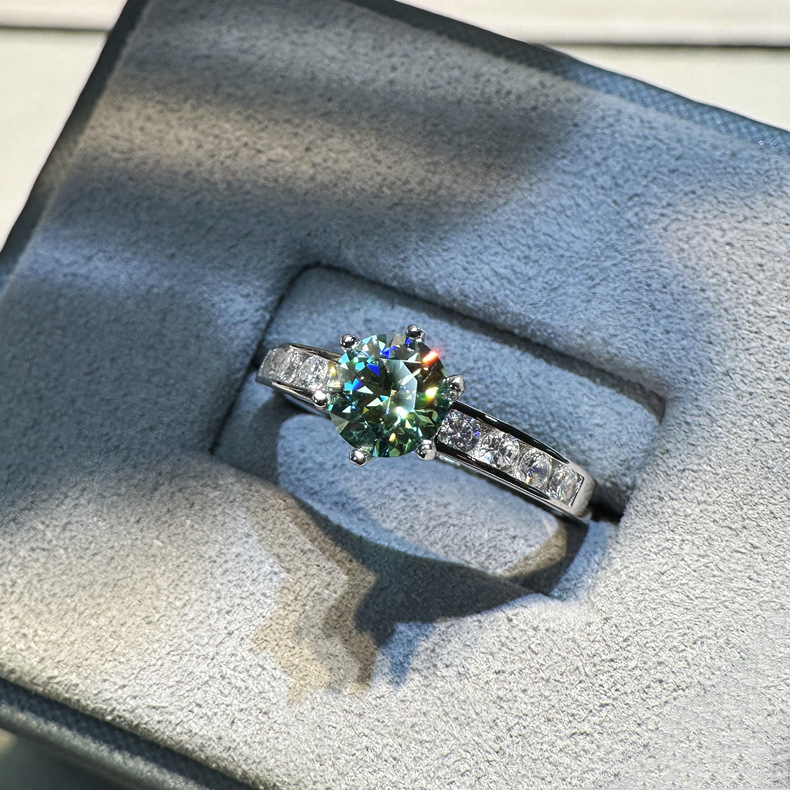 Moissanite Diamond Ring