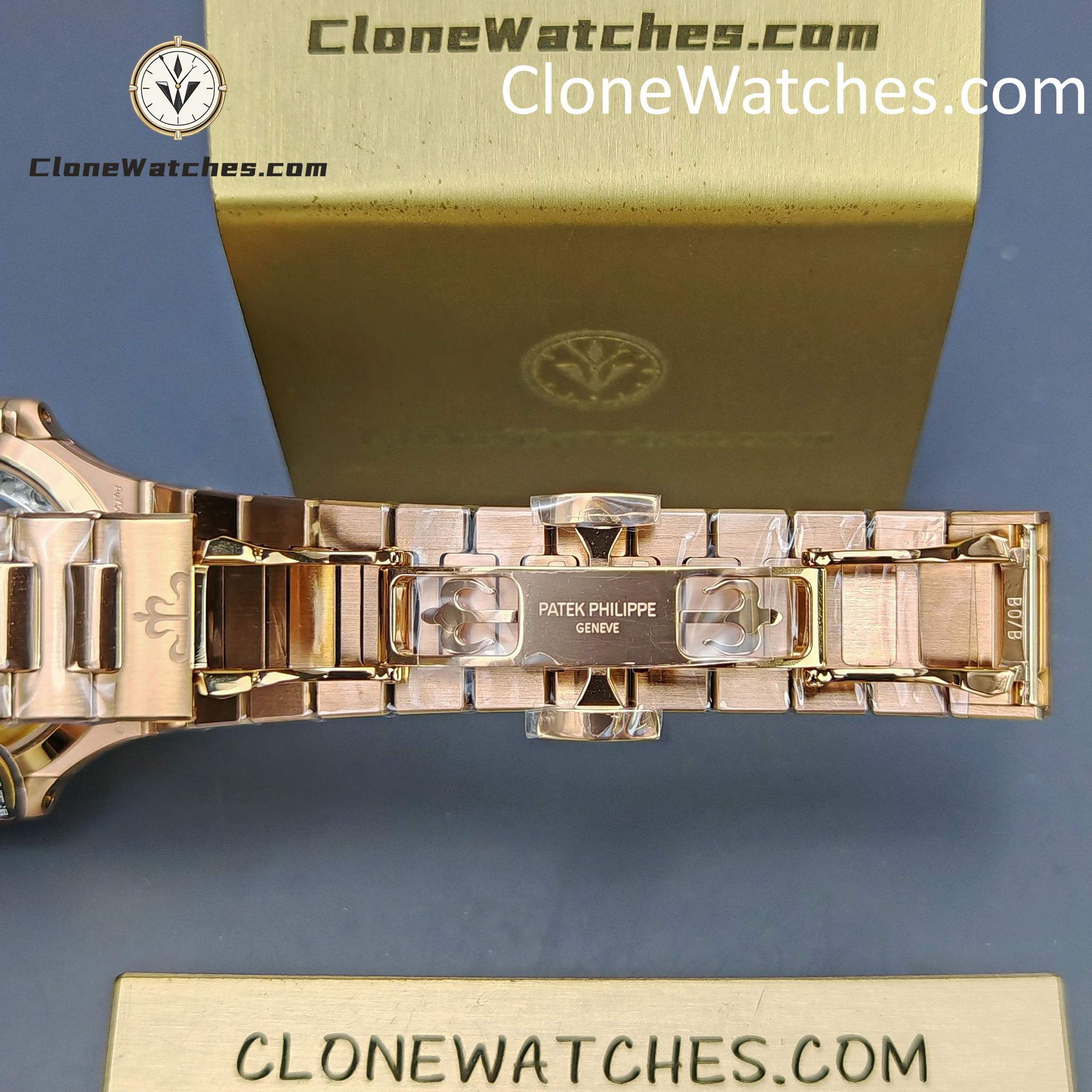 Patek Philippe Super Clone Watches 1:1 Nautilus Rose Gold 7118/1R-001 35.2 mm