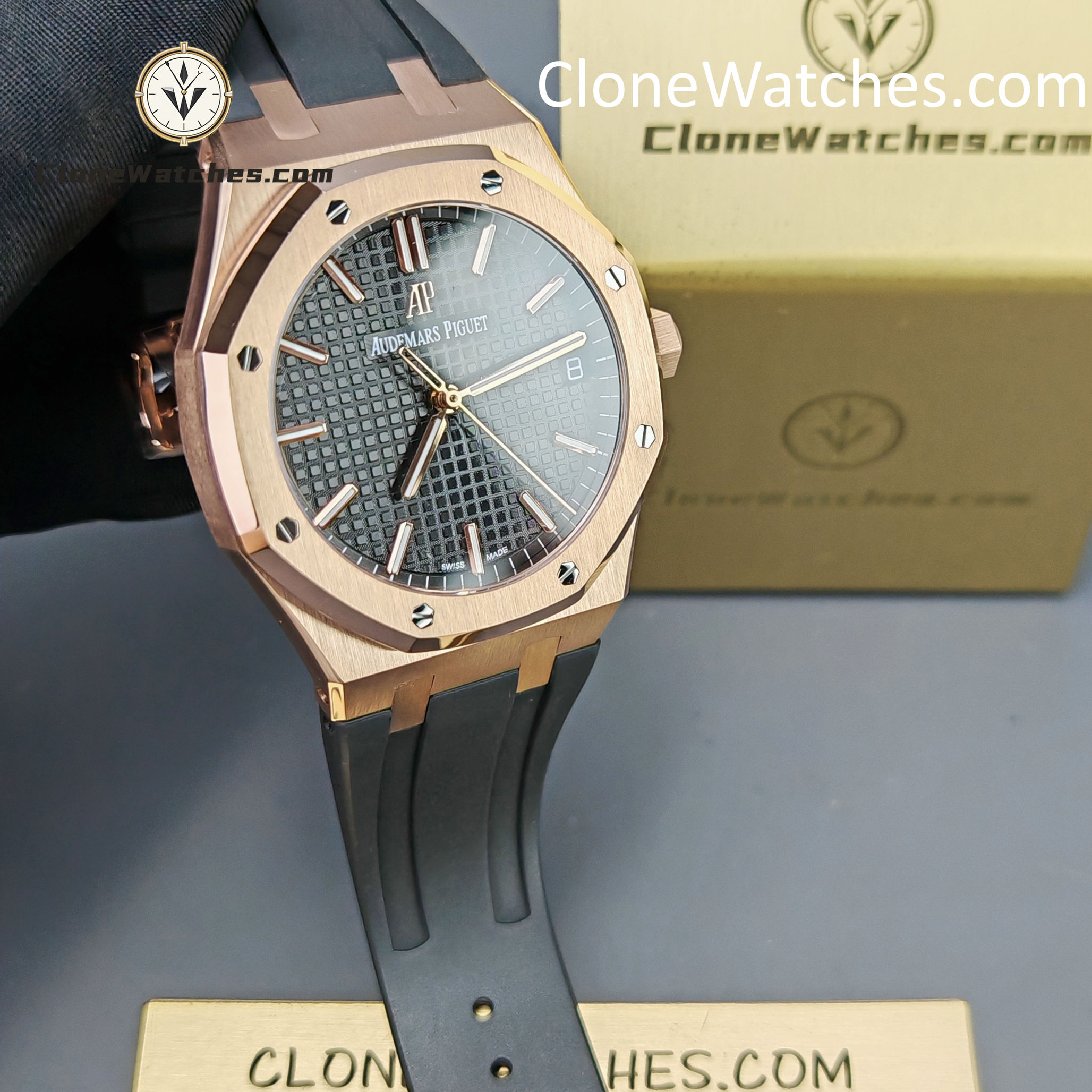 Audemars Piguet Super Clone Watches 1:1 Royal Oak Rose Gold 15500 Black Dial