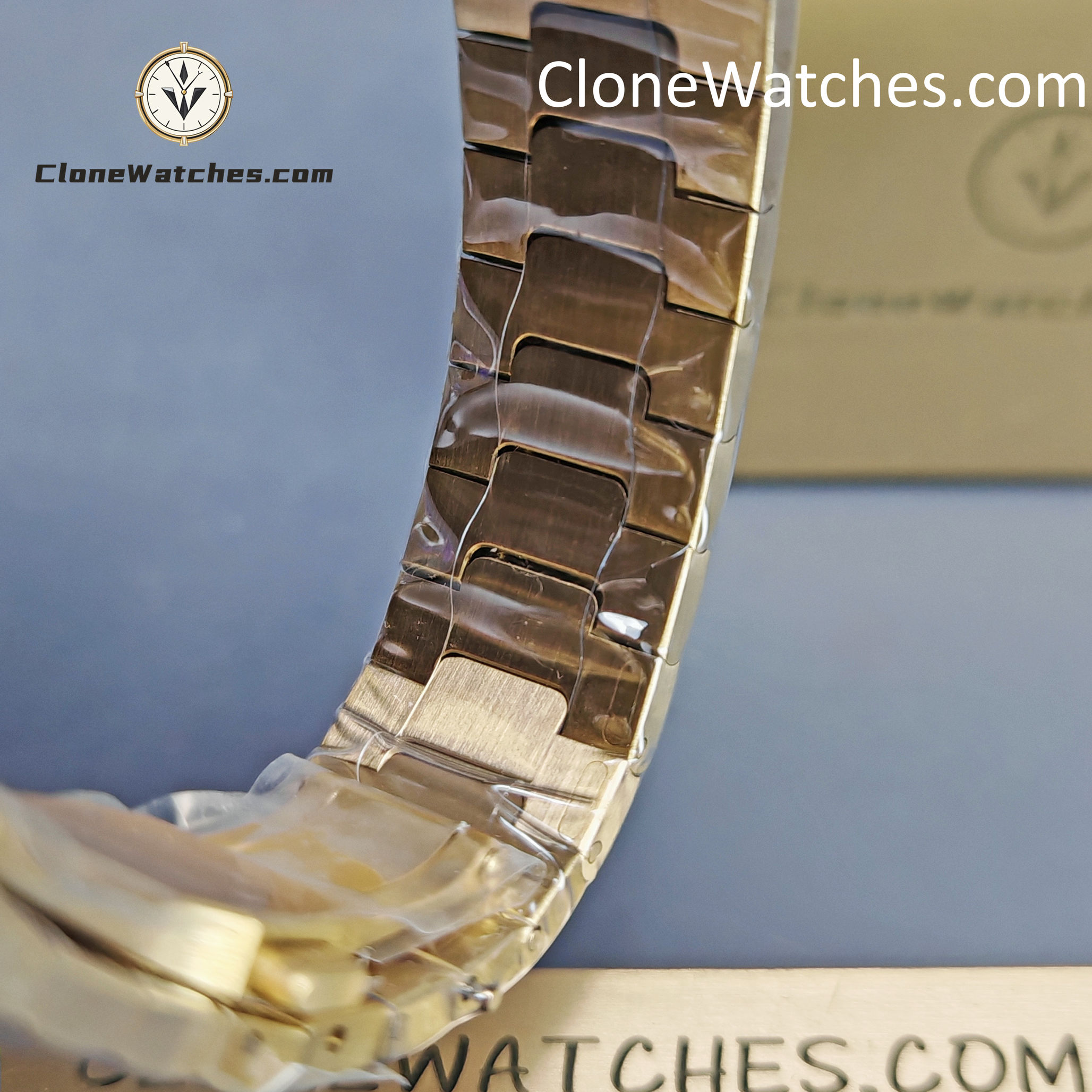 Cartier Super Clone Watches 1:1 Santos White Dial 35.1MM WGSA0030