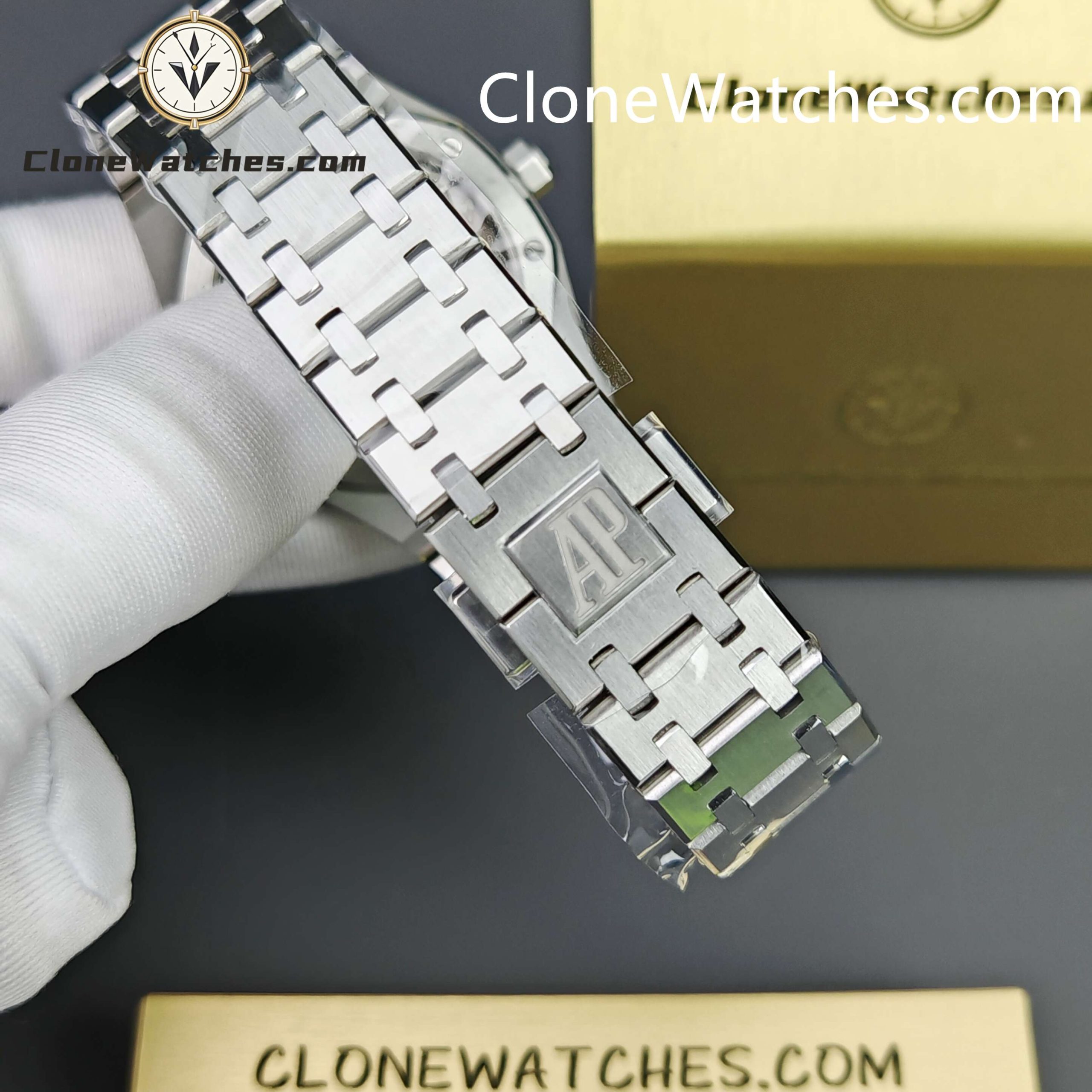 Audemars Piguet Super Clone Watches 1:1 Royal Oak Selfwinding 77350ST Blue Dial 34mm