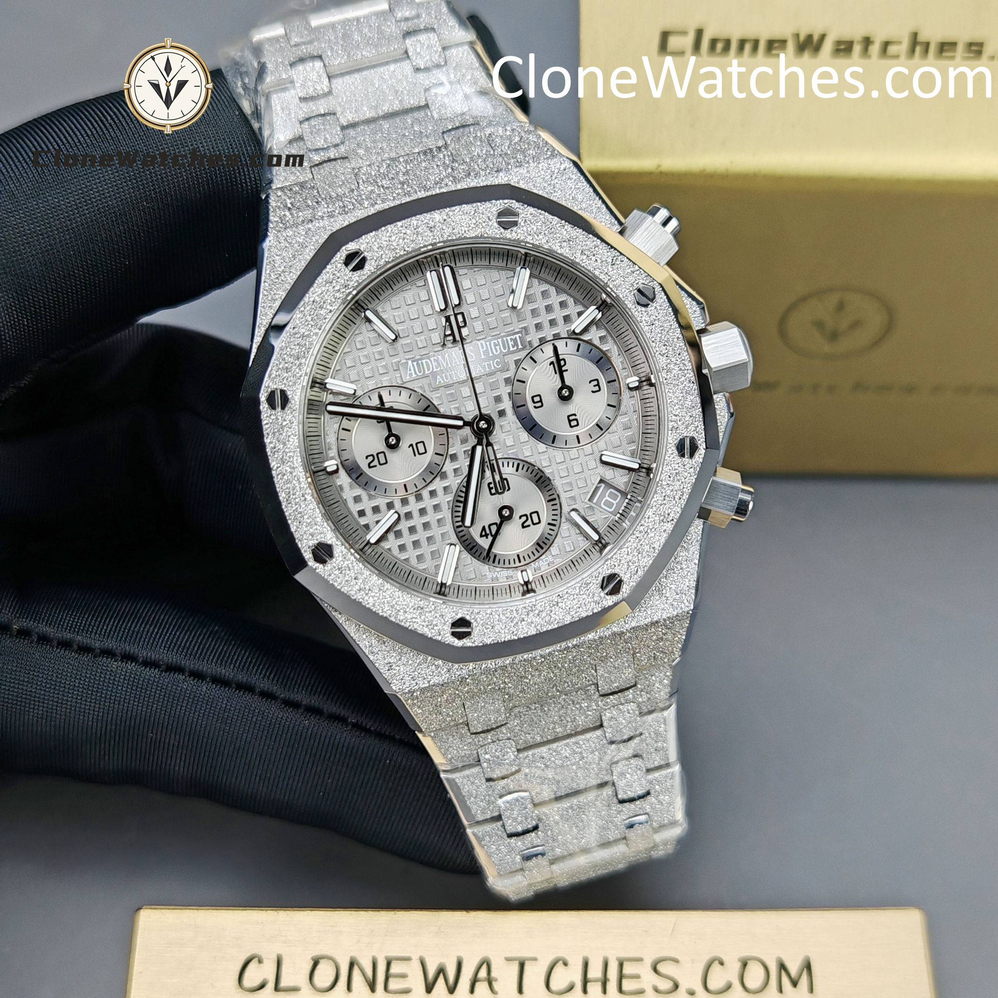 Audemars Piguet Super Clone Watches 1:1 Royal Oak Gray Dial 26240BC Self-winding Chronograph