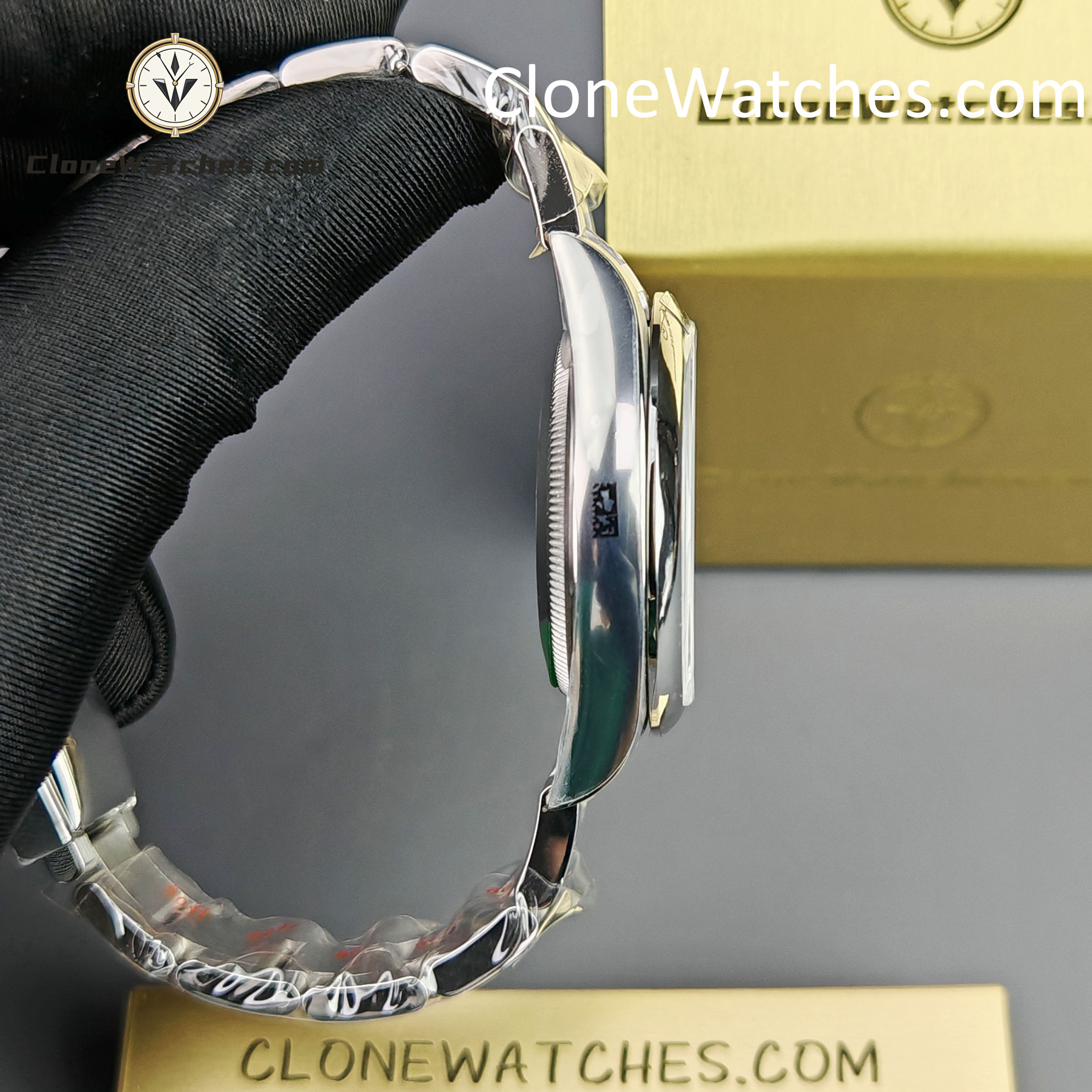 Rolex Super Clone Watches 1:1 Oyster Perpetual Black Dial 36mm M126000-0002 3230 Movement