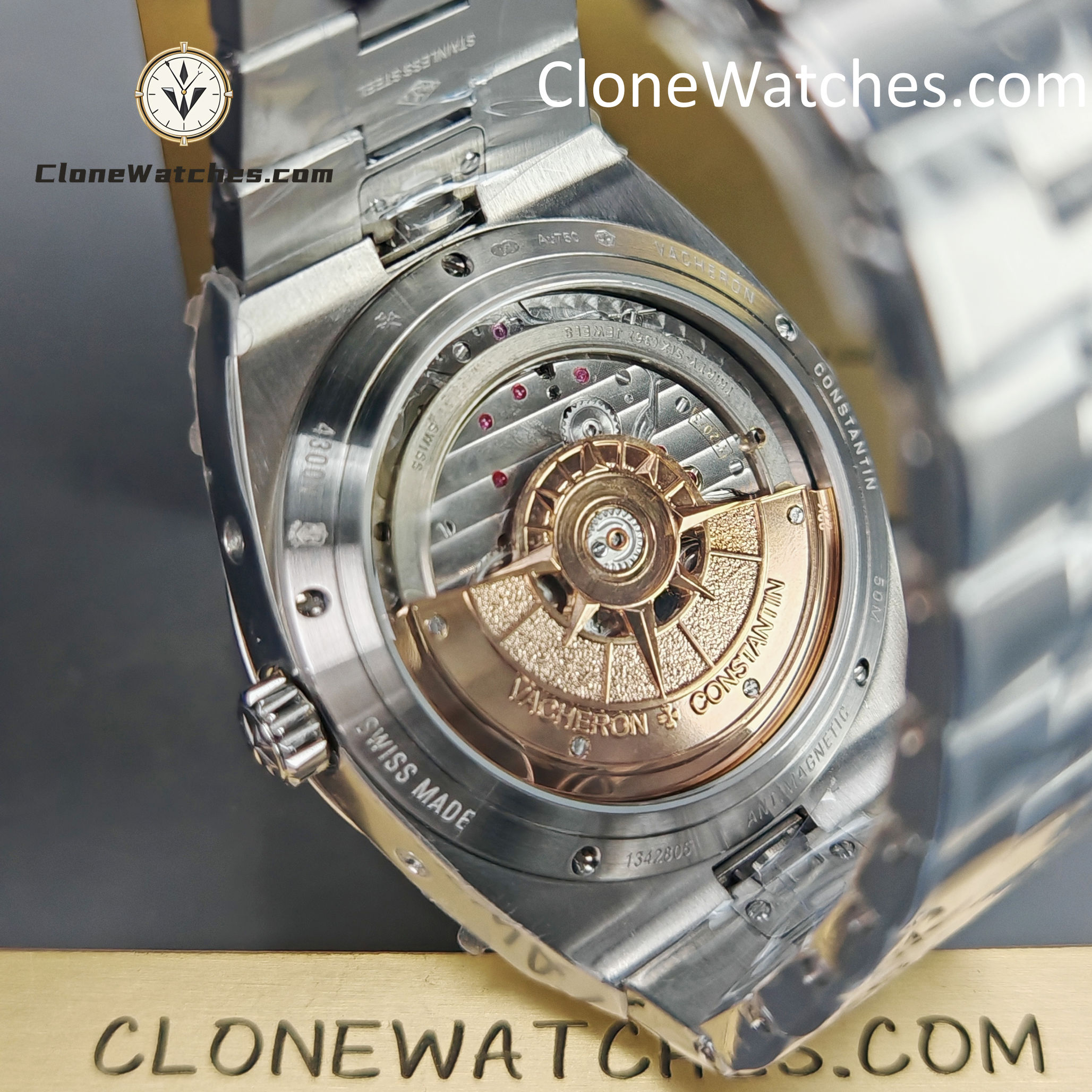 Vacheron Constantin Super Clone Watches 1:1 Overseas Perpetual Calendar Ultra-Thin Steel Dial