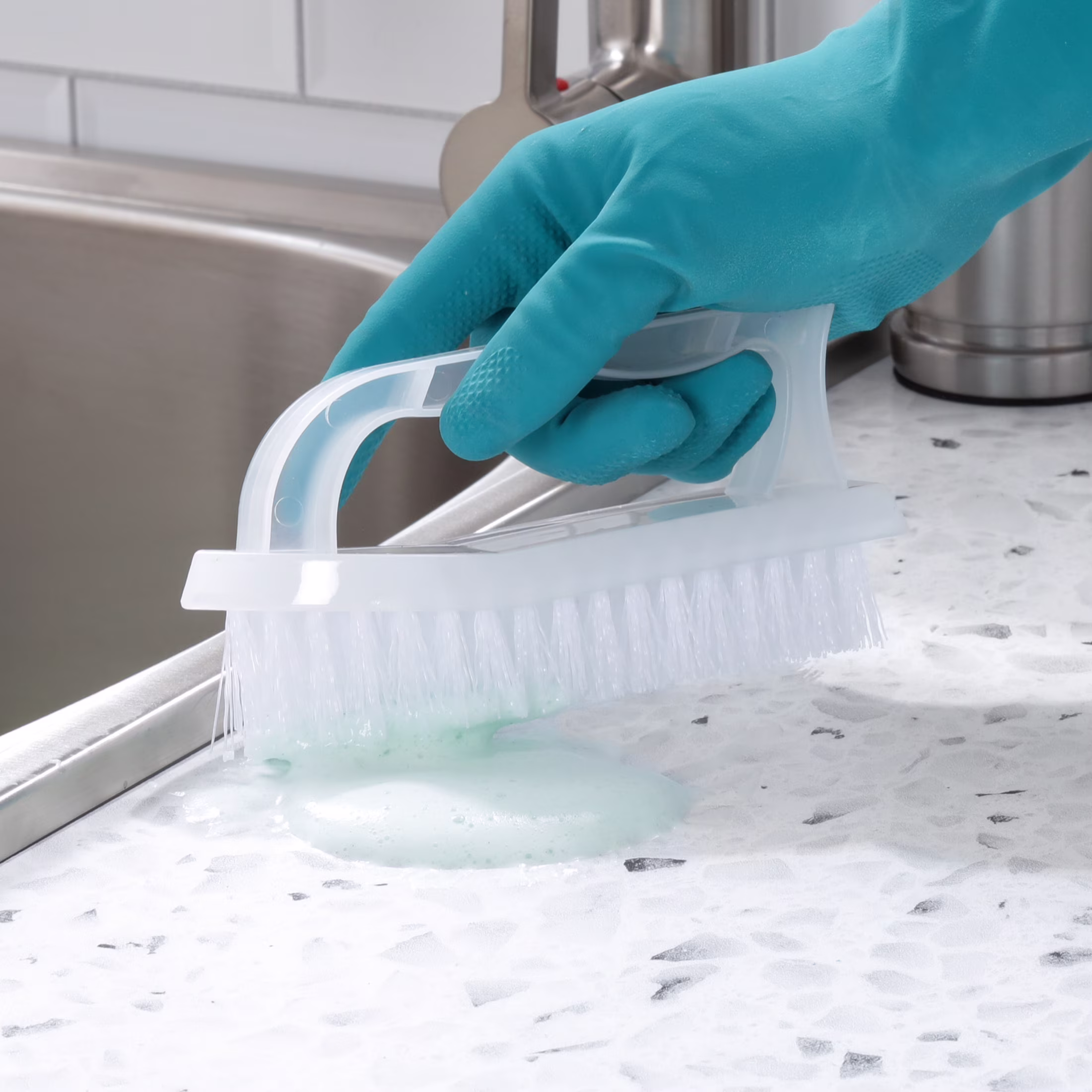 Great Value Iron Handle Multi-Purpose Cleaning Scrub Brush, White, 1 Count