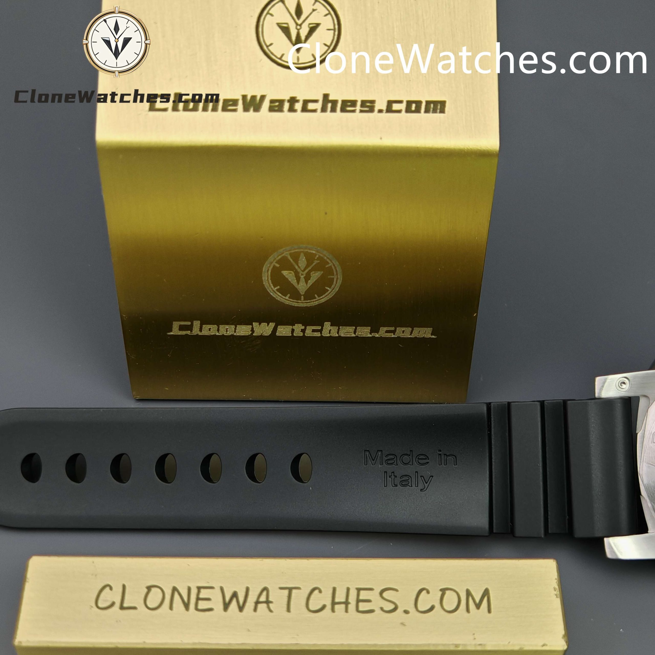 Panerai Super Clone Watches 1:1 Submersible PAM02223 White Dial