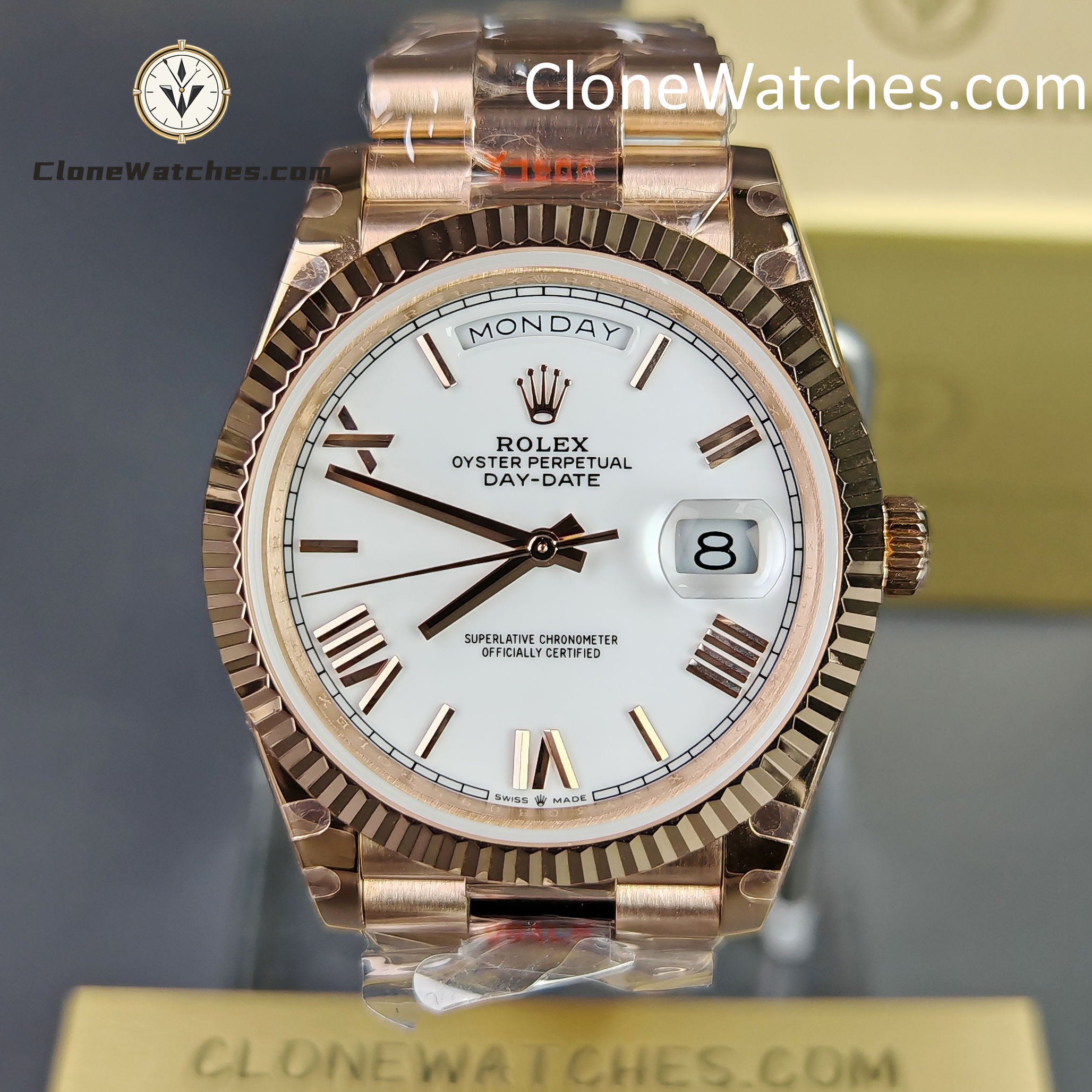 Rolex Super Clone Watches 1:1 Day Date 18K Rose Gold Roman Dial 40mm m228235-0032 3255 Movement