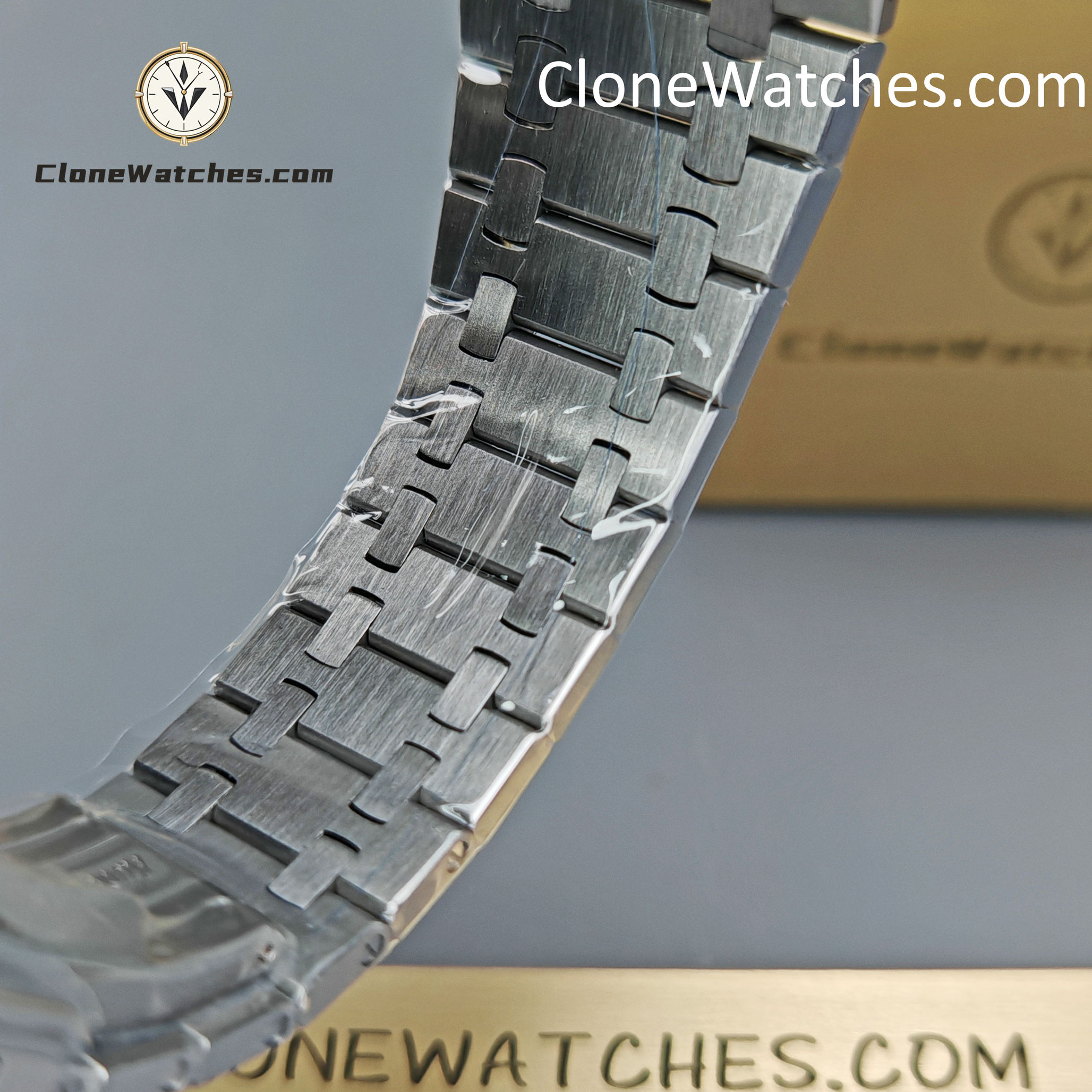 Audemars Piguet Super Clone Watches 1:1 Royal Oak Black Dial 26240 Selfwinding Chronograph