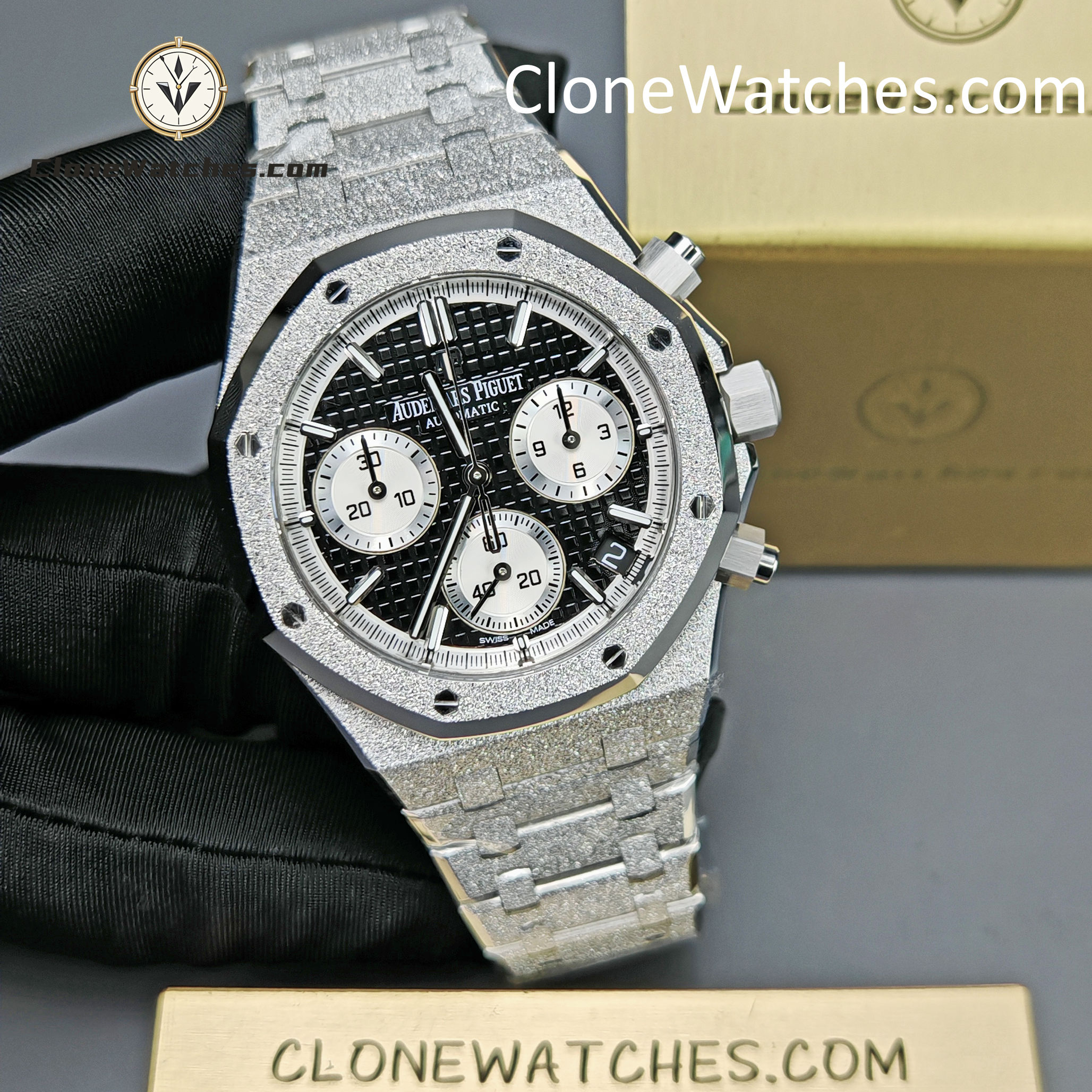 Audemars Piguet Super Clone Watches 1:1 Royal Oak Black & Silver Dial 26239BC Selfwinding Chronograph