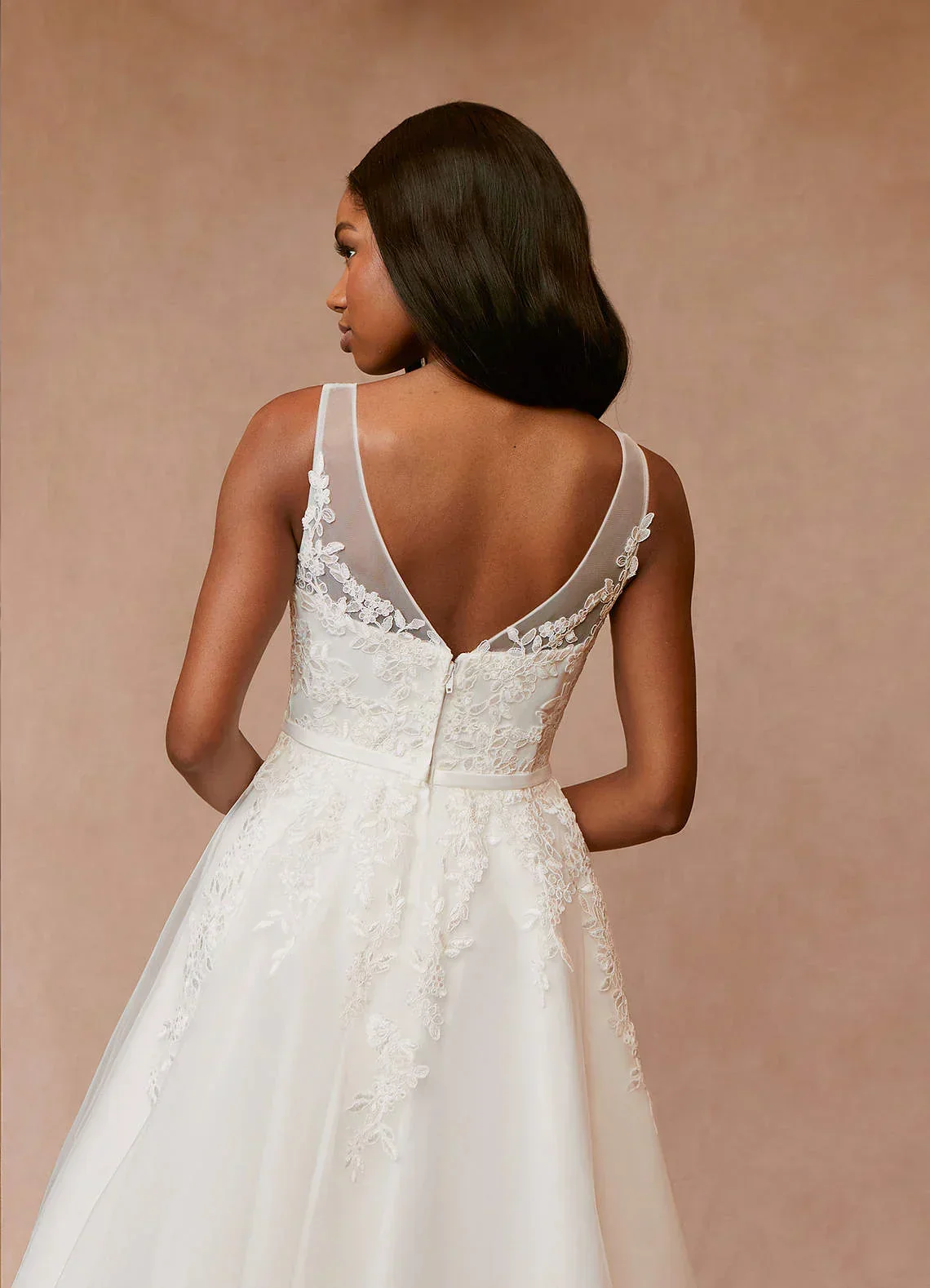 Diamond White A-Line V-Neck lace Satin Dress