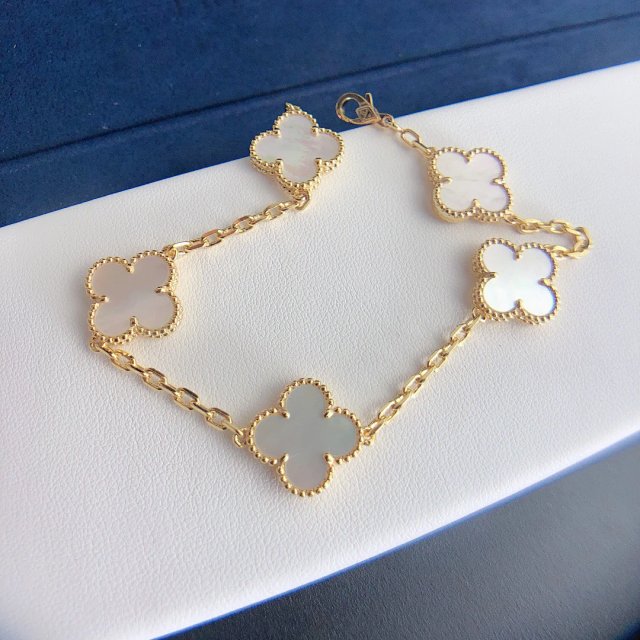 Vintage Alhambra Bracelet 5 Motifys