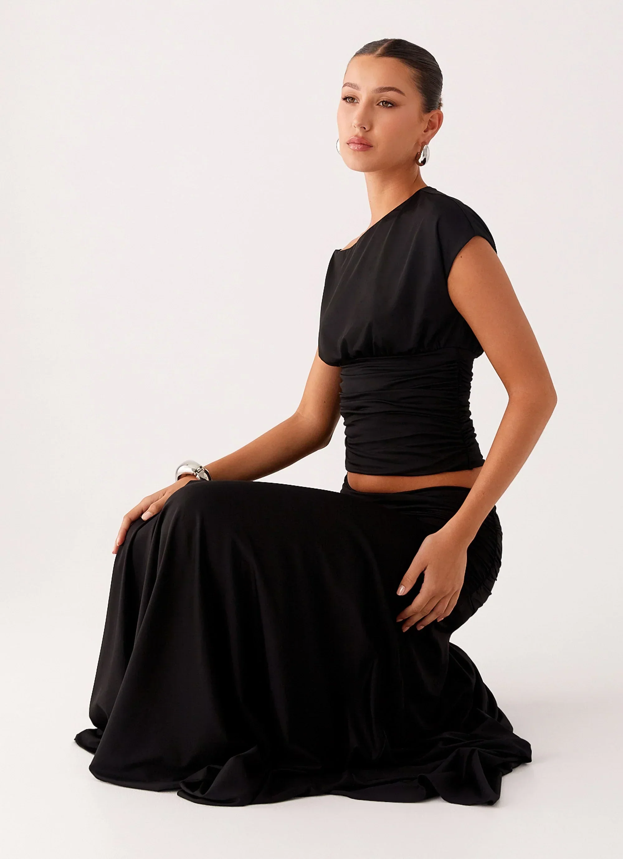 Liana Asymmetrical Top - Black
