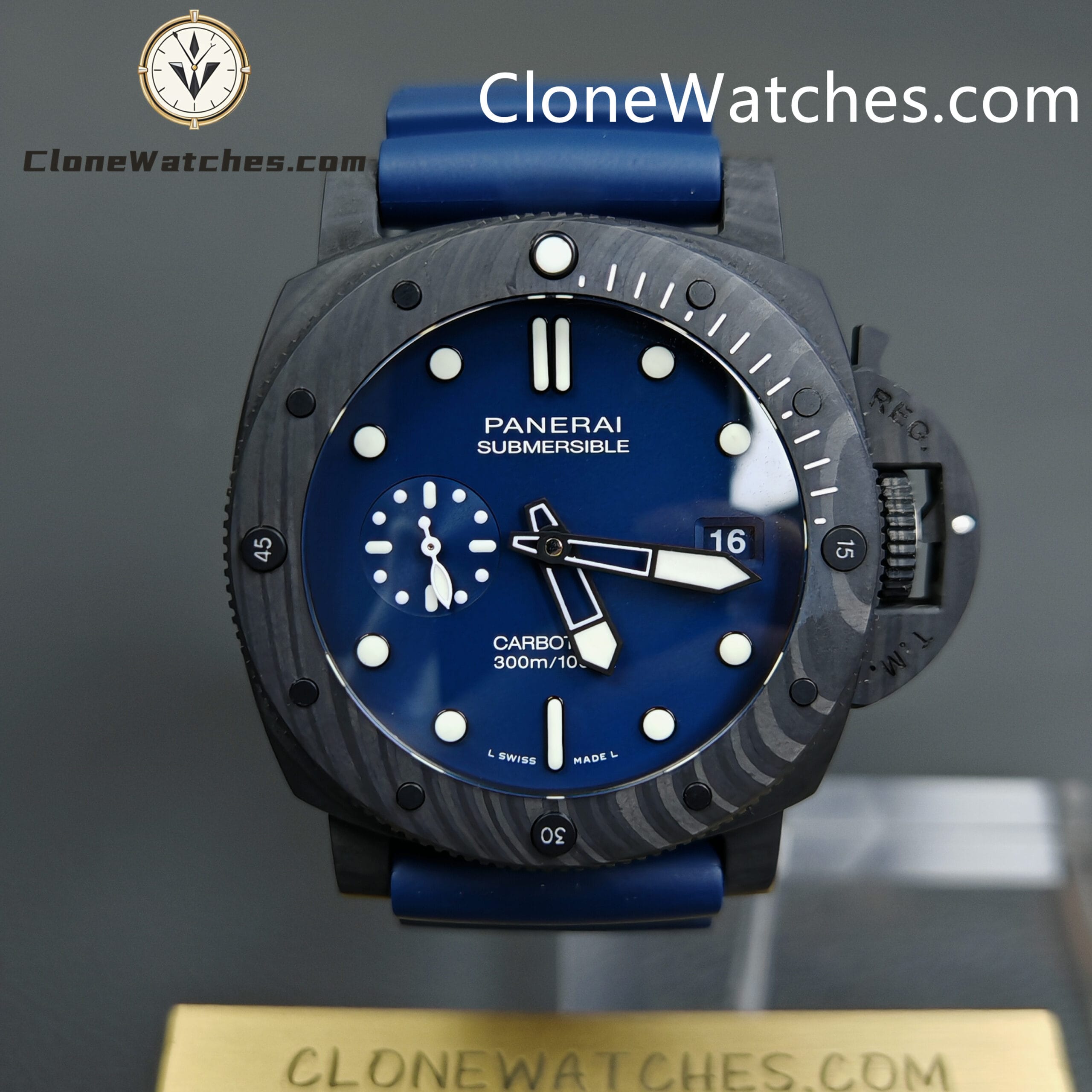 Panerai Super Clone Watches 1:1 Submersible QuarantaQuattro CarbotechTM PAM01232