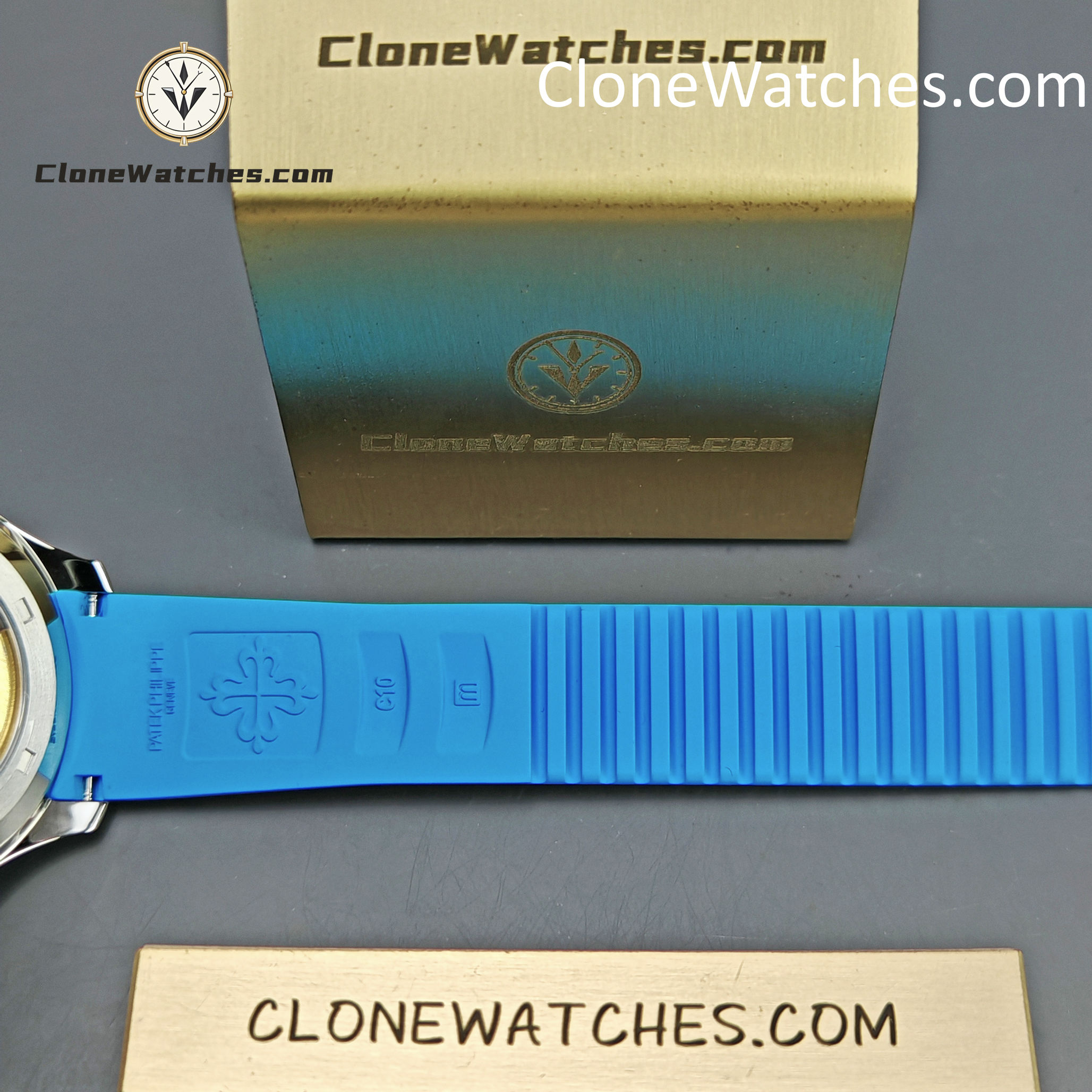 Patek Philippe Super Clone Watches 1:1 Aquanaut 5167 Black Dial Blue Strap 40mm