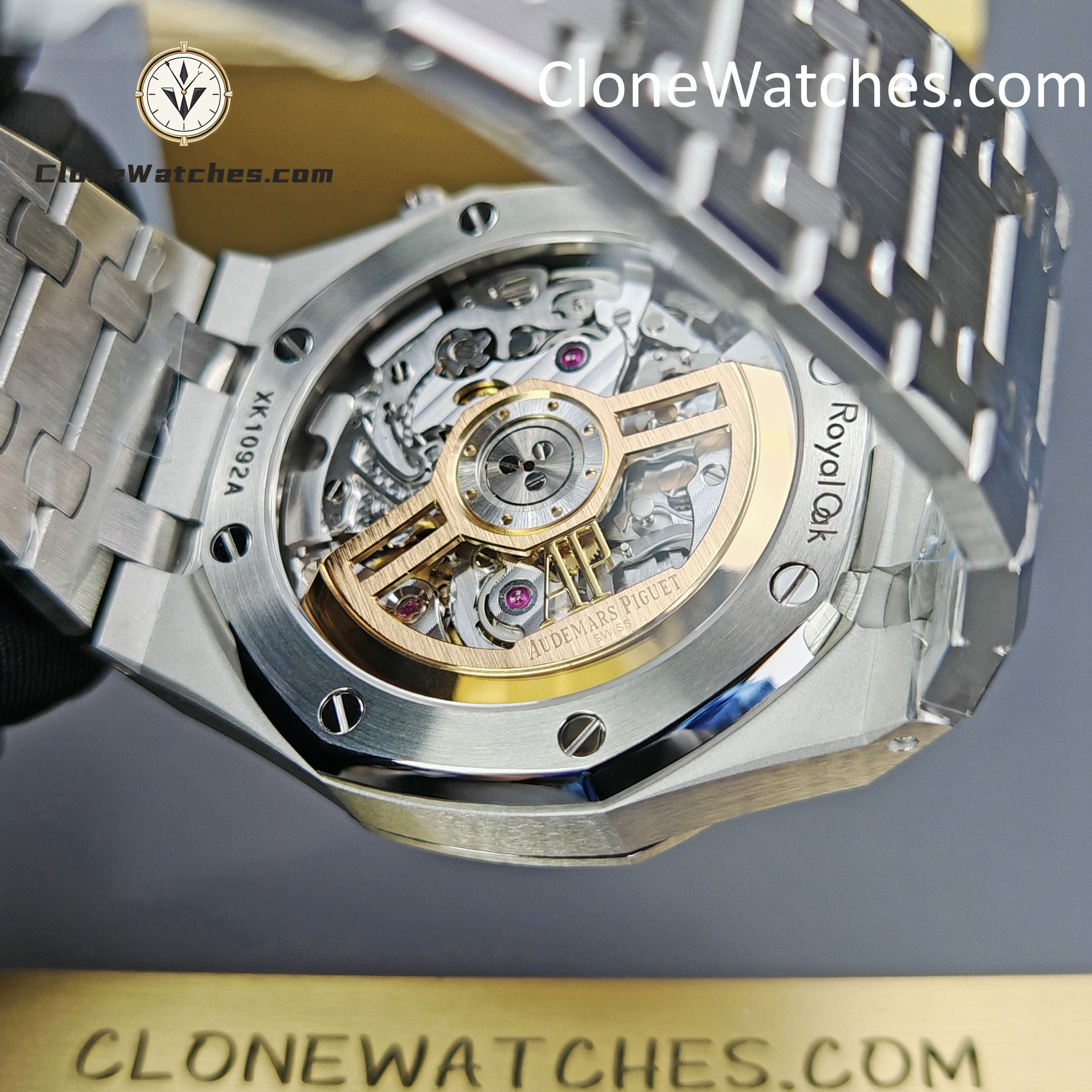 Audemars Piguet Super Clone Watches 1:1 Royal Oak Green Dial 26240 Selfwinding Chronograph