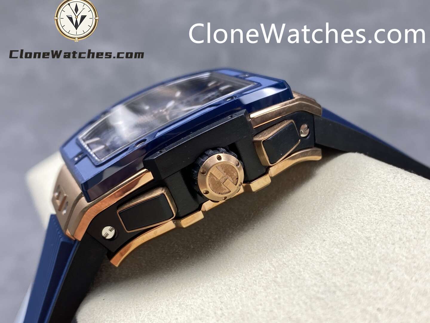 Hublot Super Clone Watches 1:1 Spirit of Big Bang King Gold Blue Ceramic 42MM 642.OL.7180.RX
