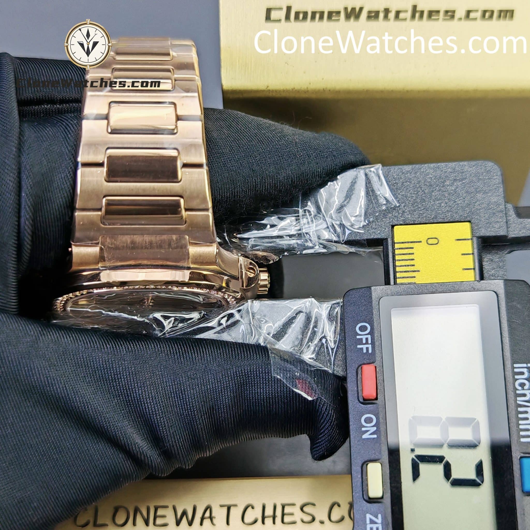 Patek Philippe Super Clone Watches 1:1 Nautilus 7118/1200R-010 35.2 mm