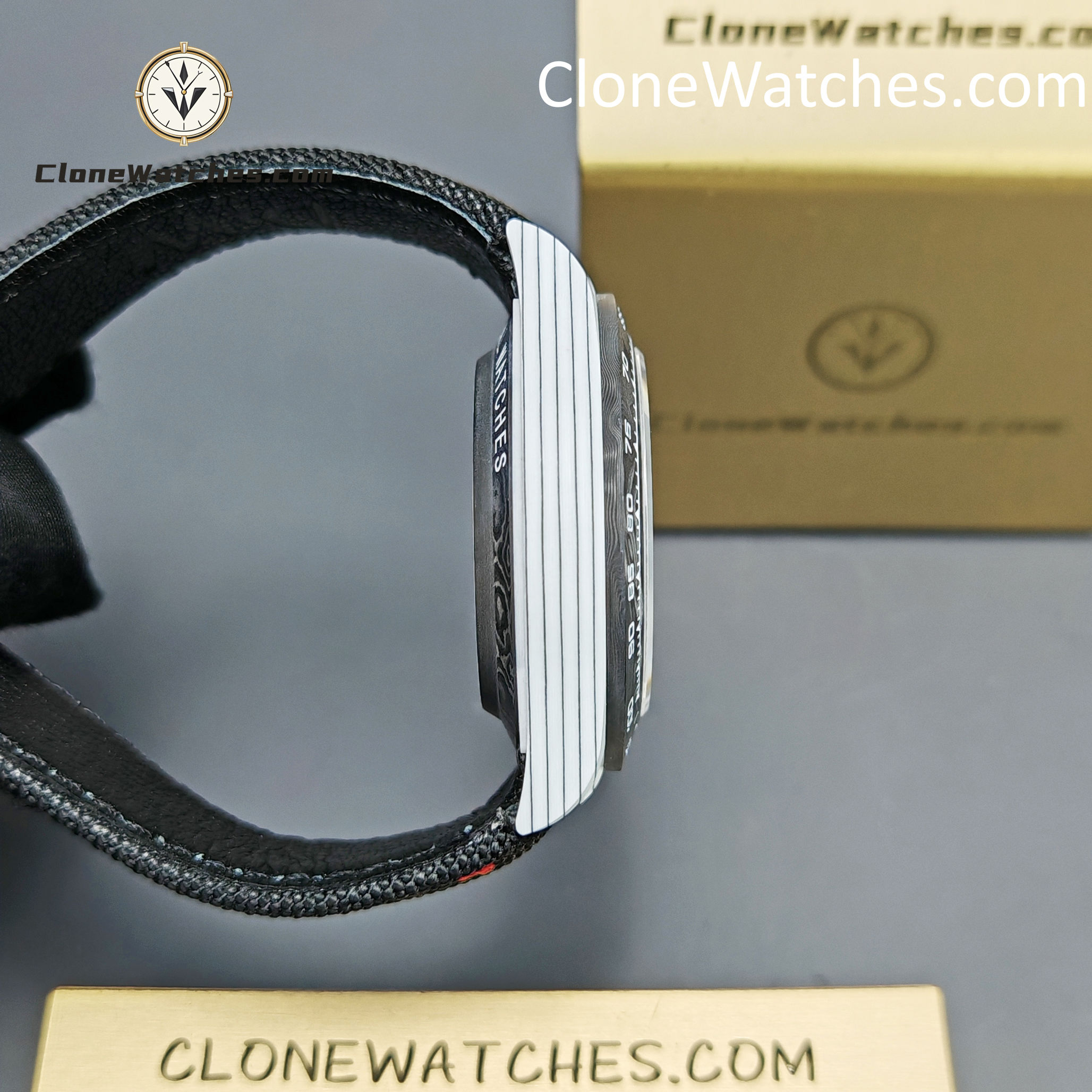 Modified Super Clone Watches 1:1 DiW Rolex Daytona CarboQuartz 4130 Movement Black Strap