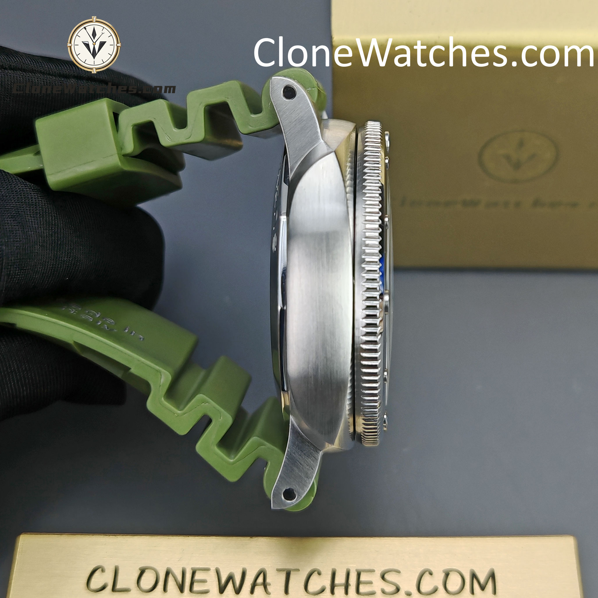 Panerai Super Clone Watches 1:1 Submersible QuarantaQuattro PAM01226
