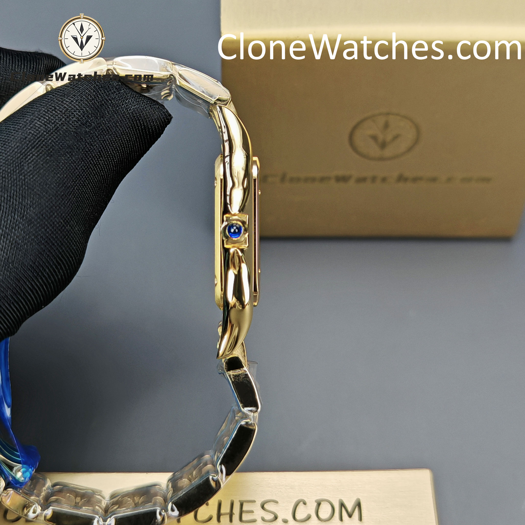 Cartier Super Clone Watches 1:1 PANTHÈRE DE CARTIER White Dial 27mm x37mm WGPN0009