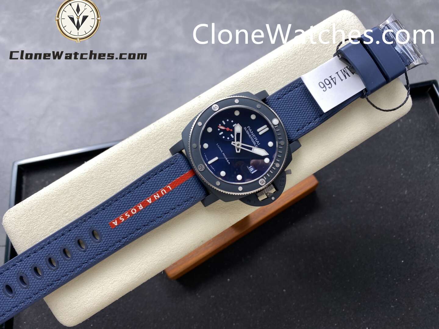 Panerai Super Clone Watches 1:1 Submersible QuarantaQuattro Luna Rossa Ti-CeramitechTM PAM01466 Blue Dial