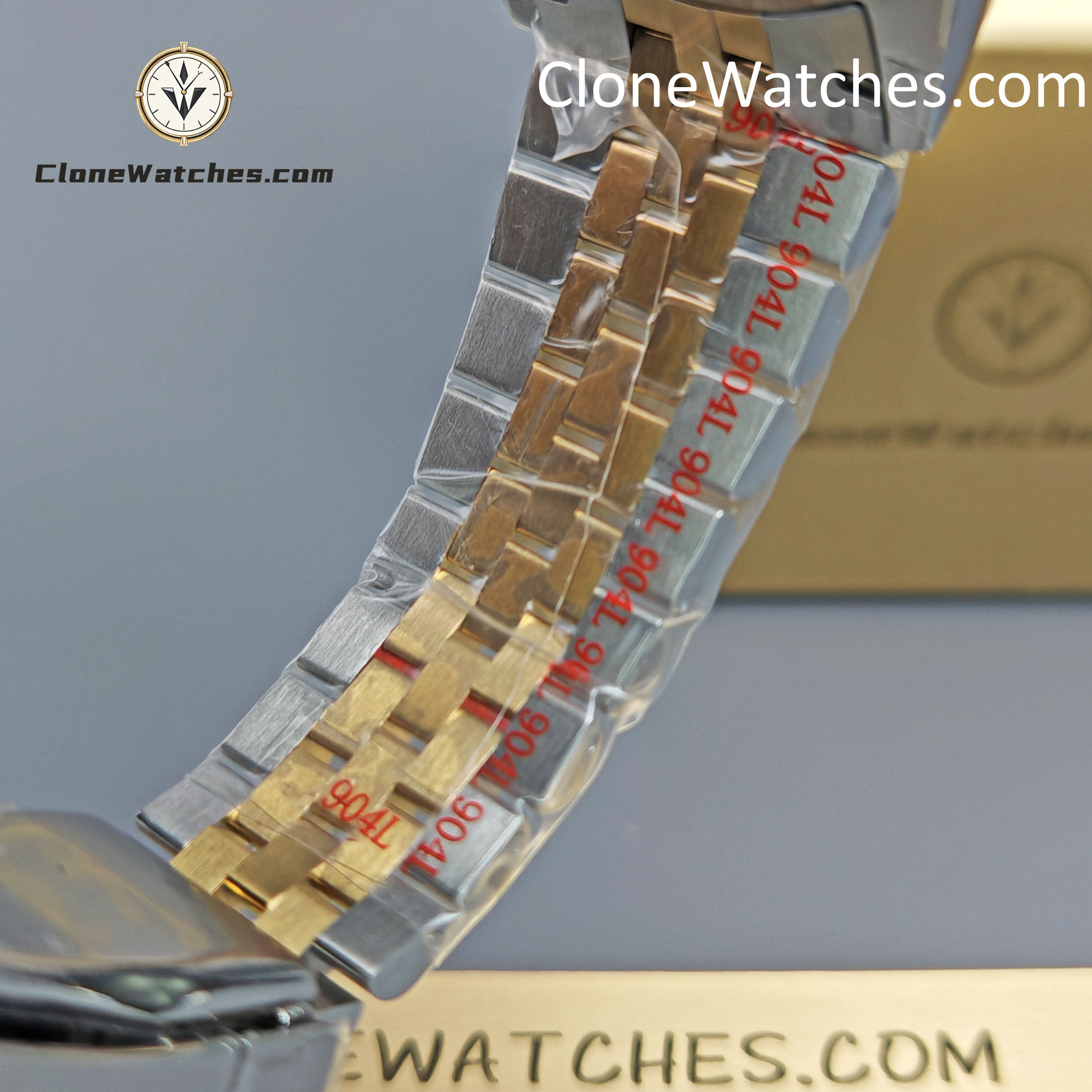 Rolex Super Clone Watches 1:1 Sky Dweller White Dial Jubilee m336933-0006 42MM