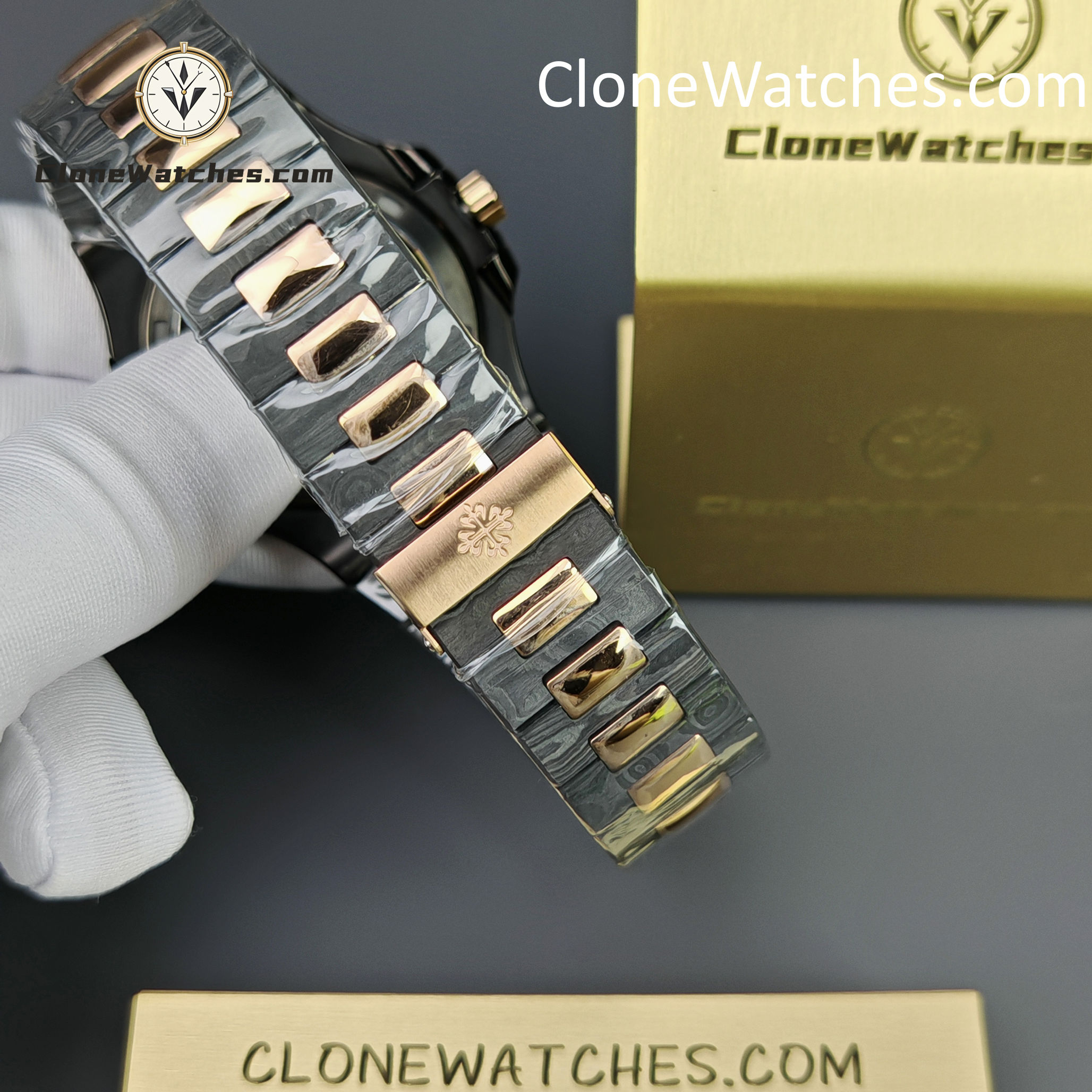 Modified Super Clone Watches 1:1 DiW Patek Philippe Nautilus 5711/1A “ROSE GOLD BLACK GRAIL”