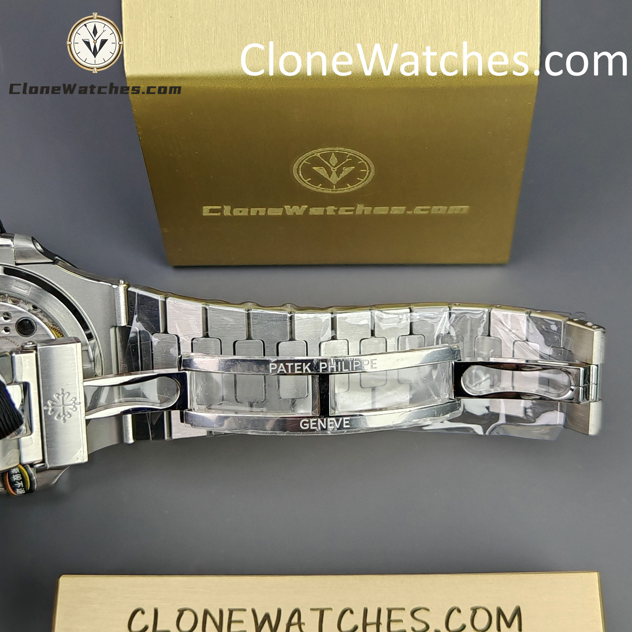 Patek Philippe Super Clone Watches 1:1 Nautilus 5711 White Dial