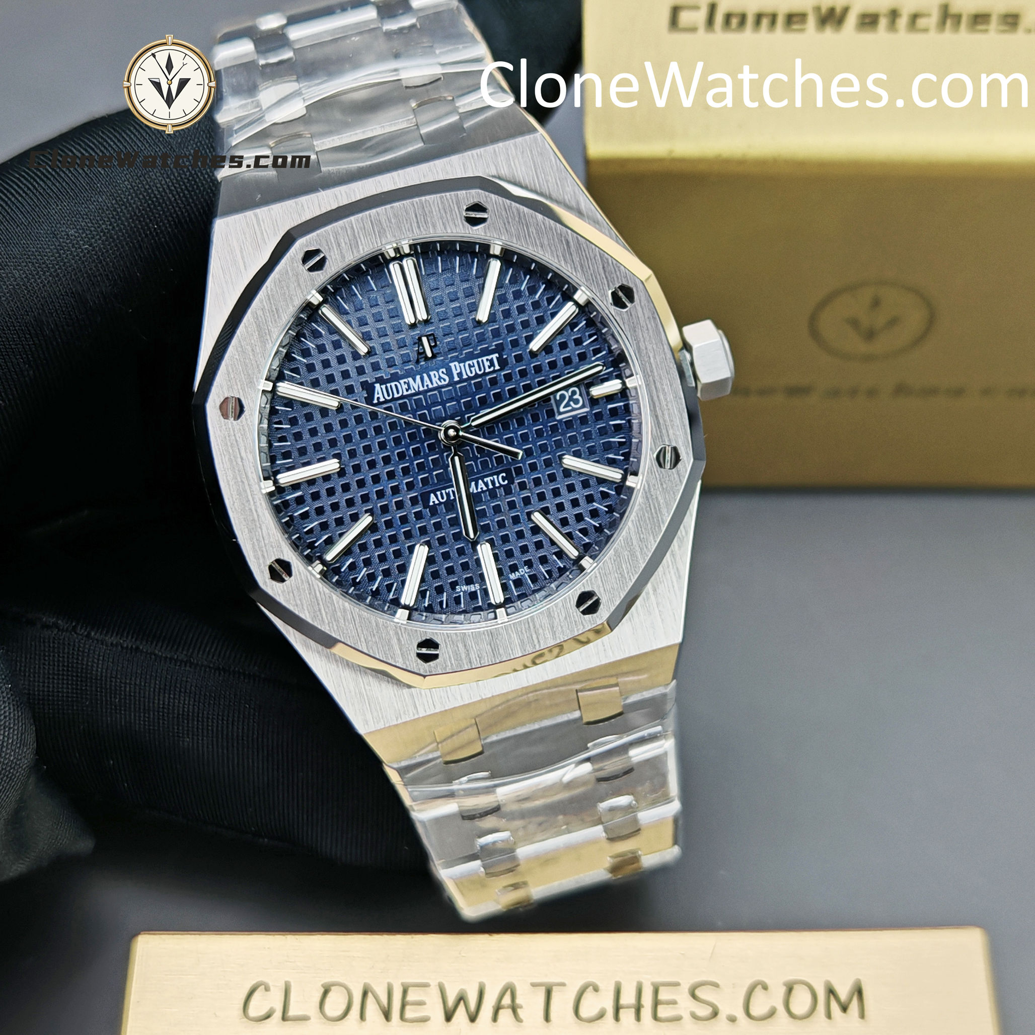 Audemars Piguet Super Clone Watches 1:1 Royal Oak 15400 Blue Dial