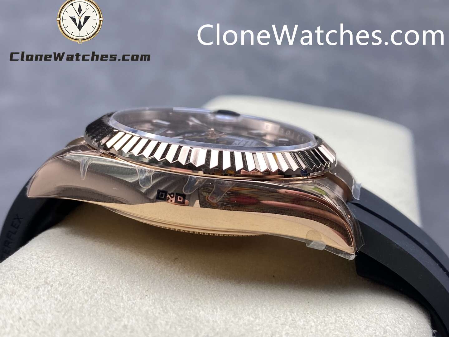 Rolex Super Clone Watch 1:1 Sky Dweller Coffee Dial m326235-0005 42MM Rubber Strap