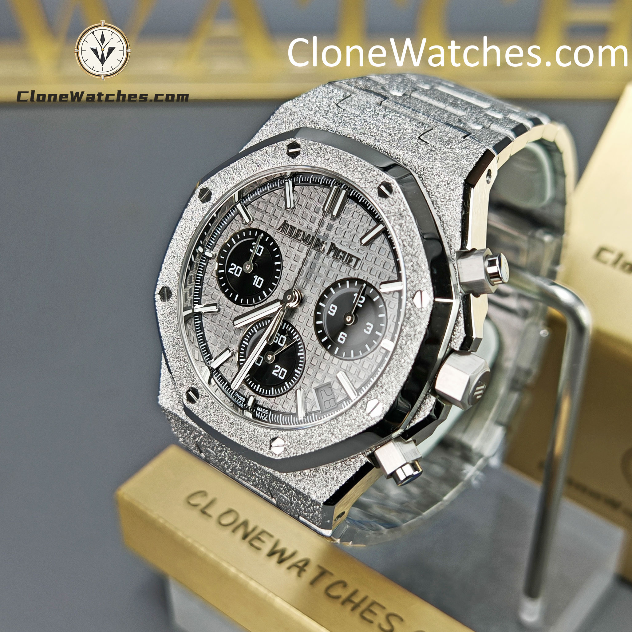 Audemars Piguet Super Clone Watches 1:1 Royal Oak Grey & Black Dial 26240BC Selfwinding Chronograph